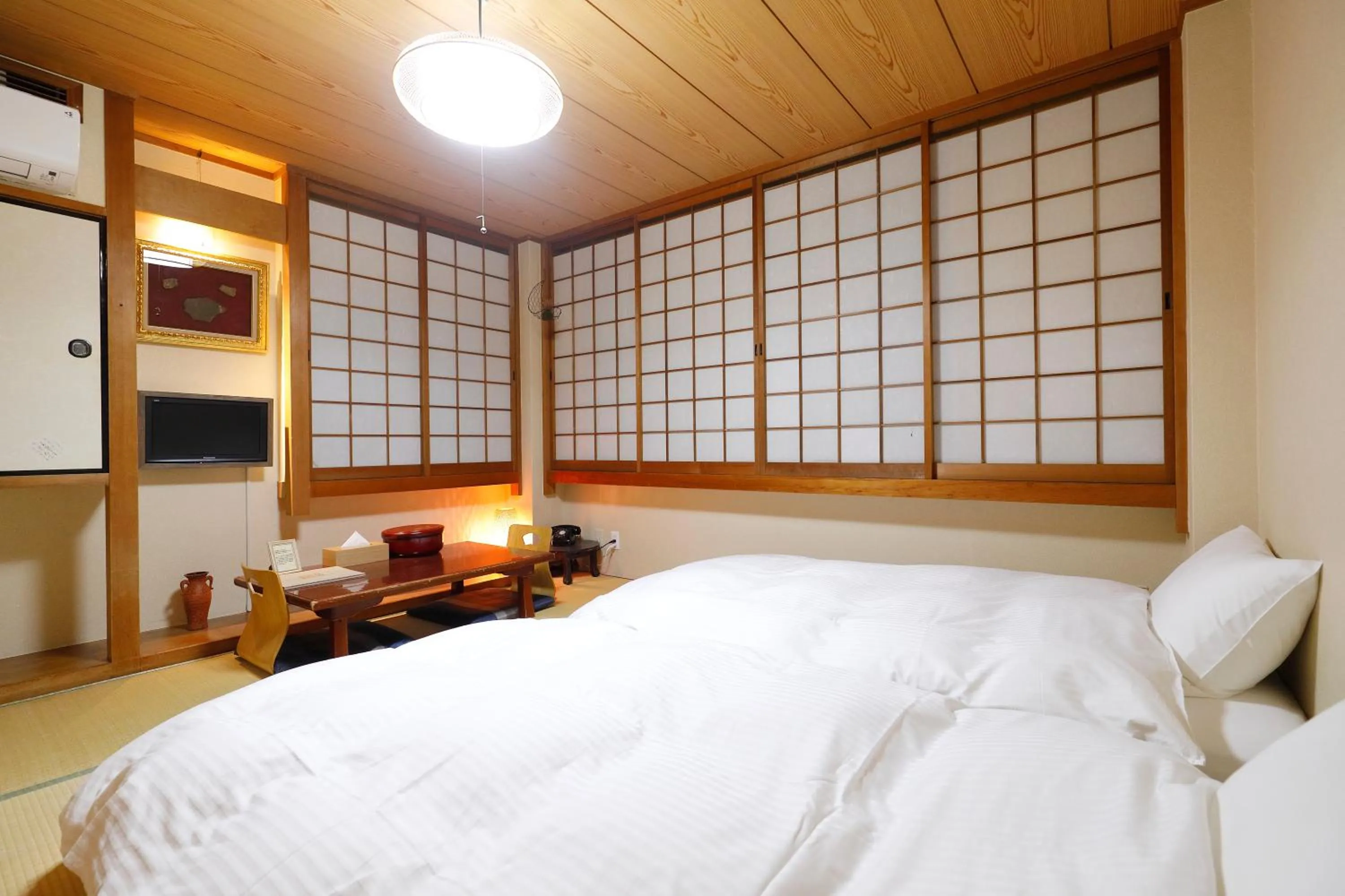 Photo of the whole room, Bed in Nara Ryokan
