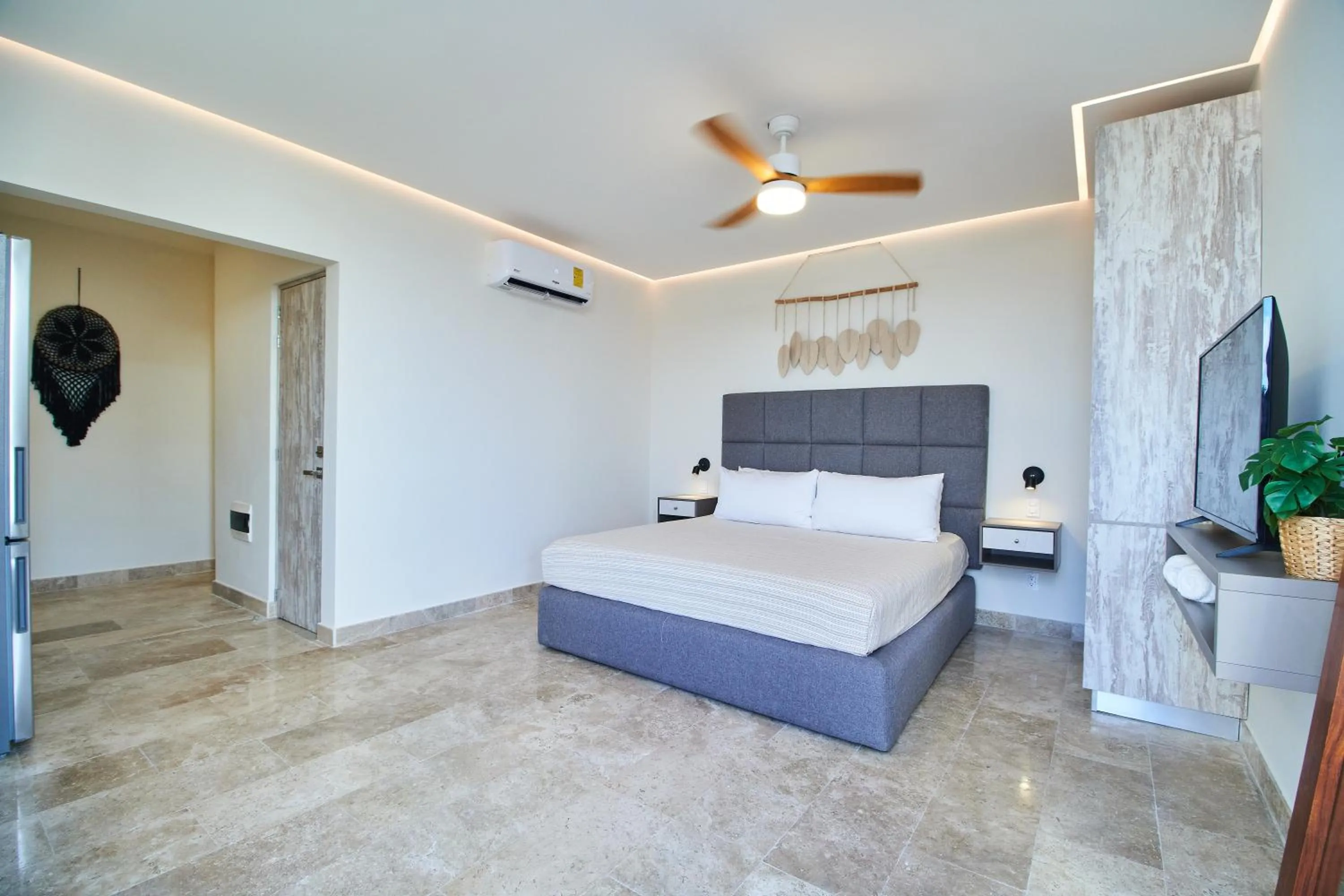 Bed in PH Othello - Private pool&Roof & Beach Club Access