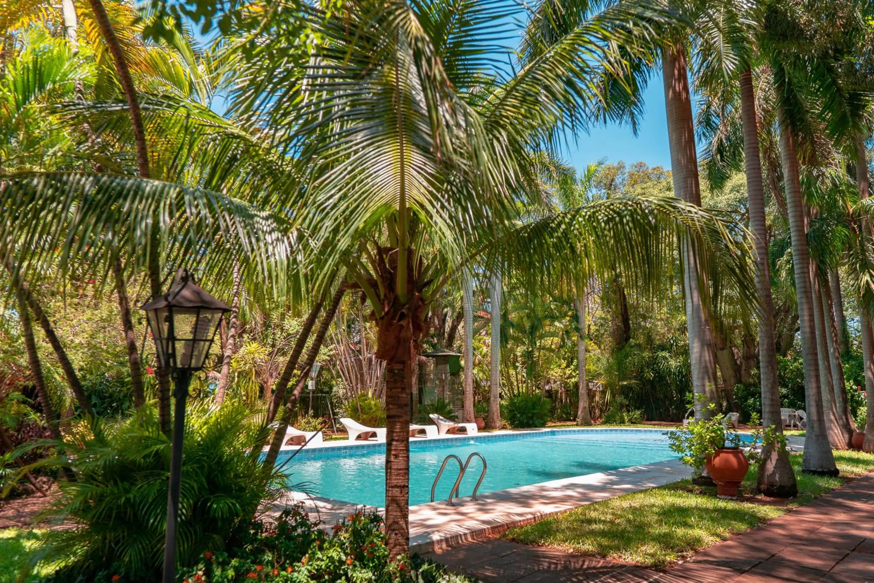 Swimming pool in Gran Hotel del Paraguay