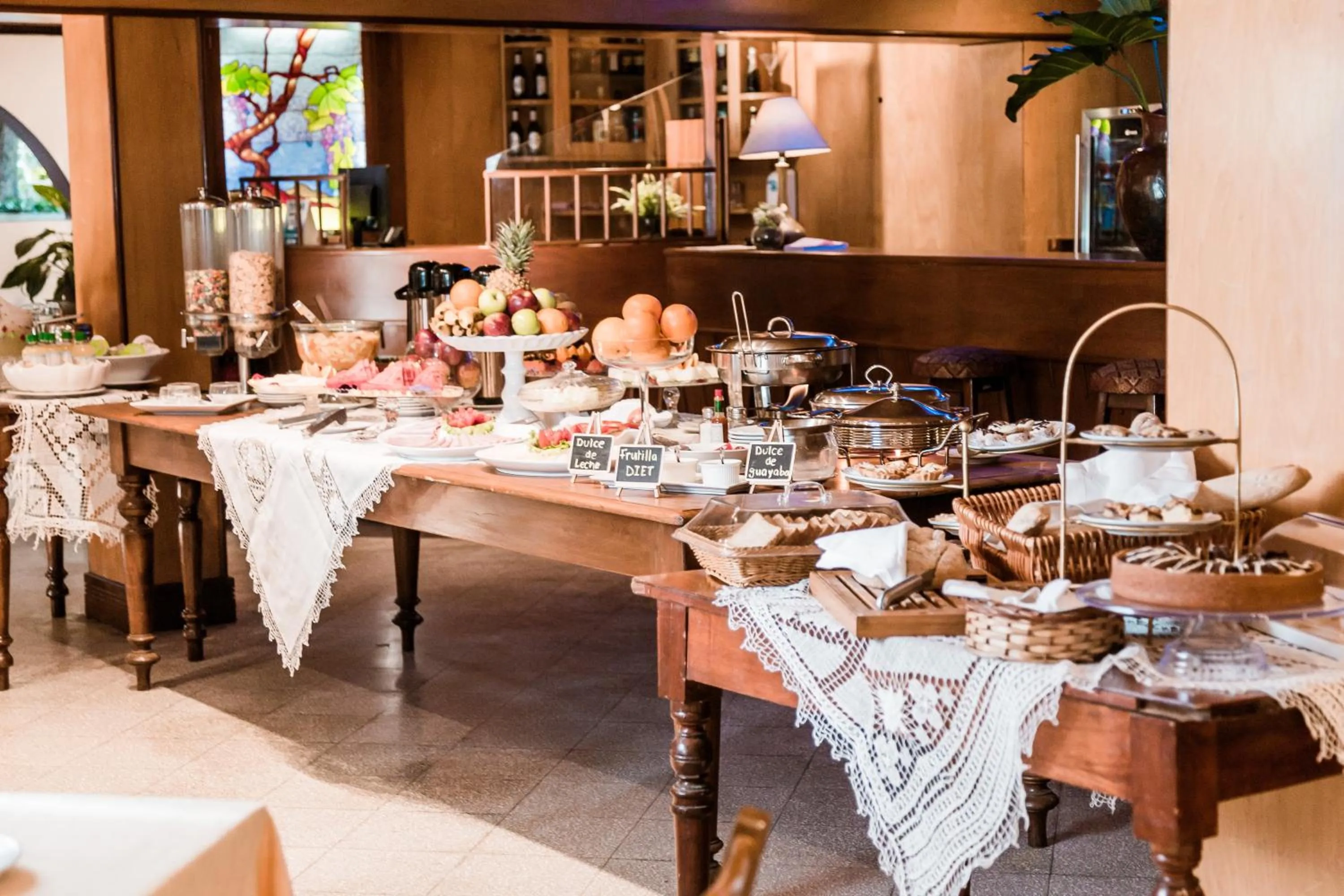 Restaurant/places to eat in Gran Hotel del Paraguay