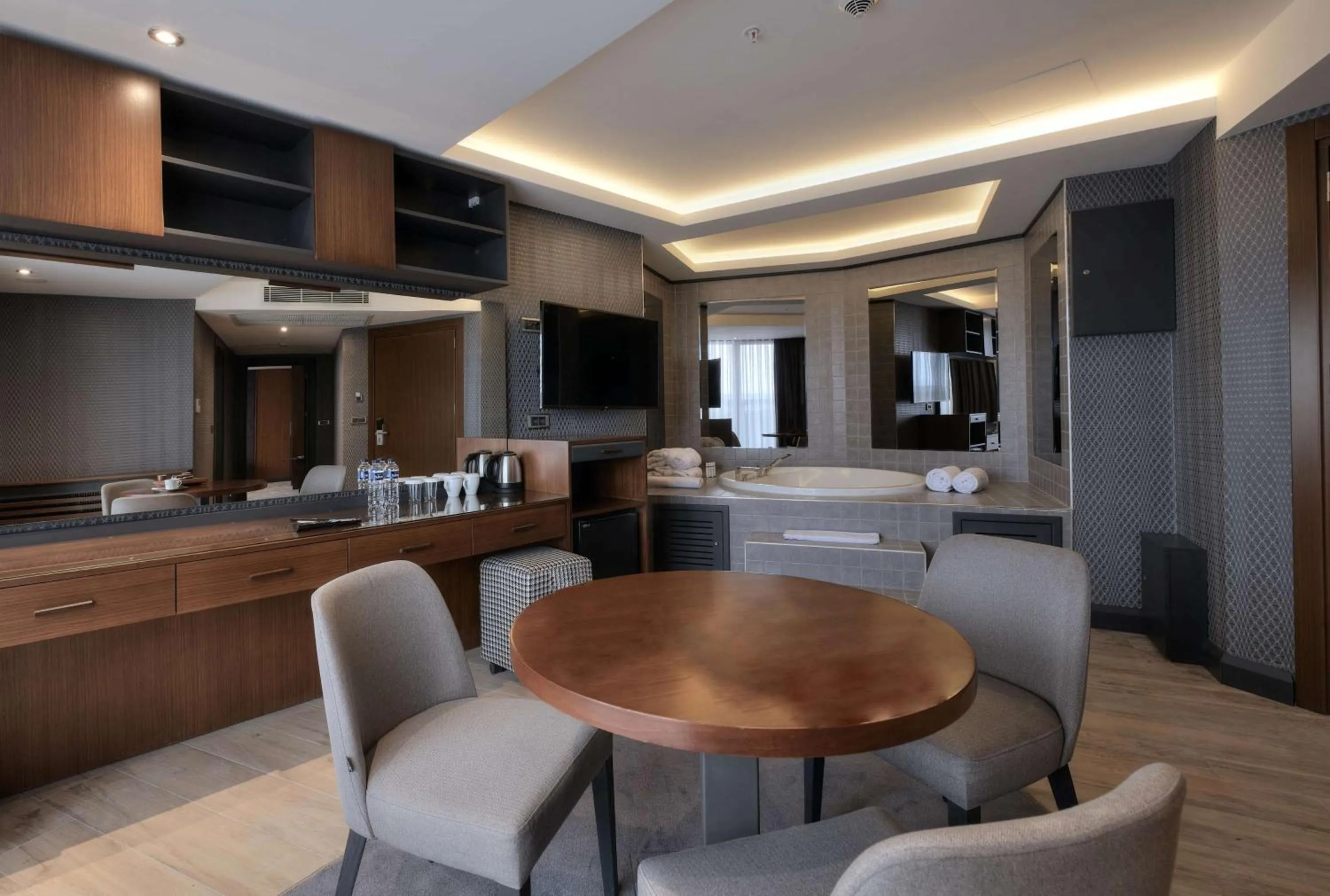 Photo of the whole room in Nova Vista Centrum Hotel Eskisehir, a Member of Radisson Individuals