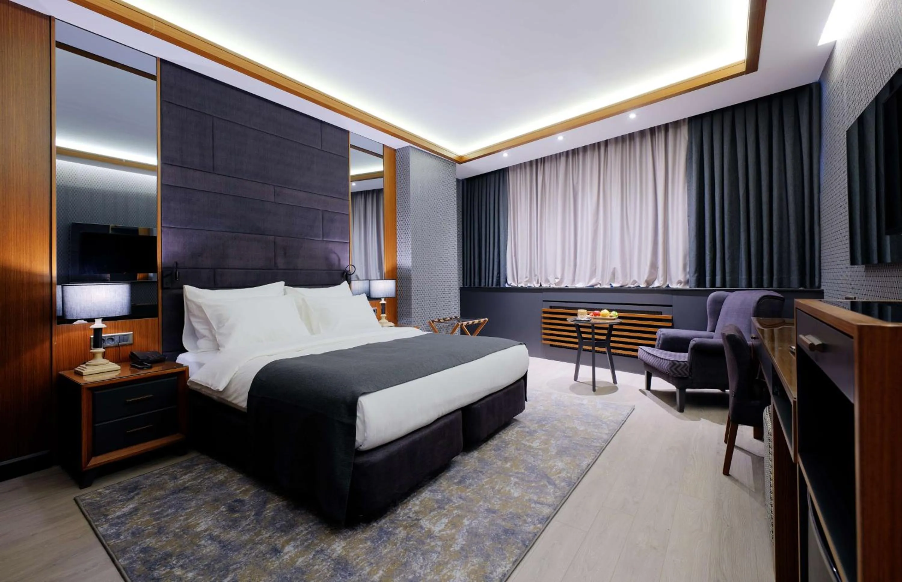 Bedroom, Bed in Nova Vista Centrum Hotel Eskisehir, a Member of Radisson Individuals