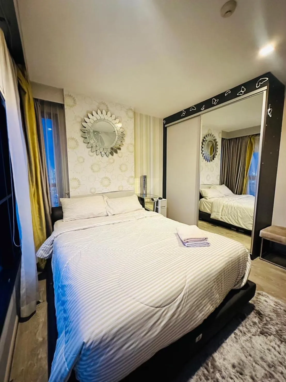 Bed in The Base Central Pattaya