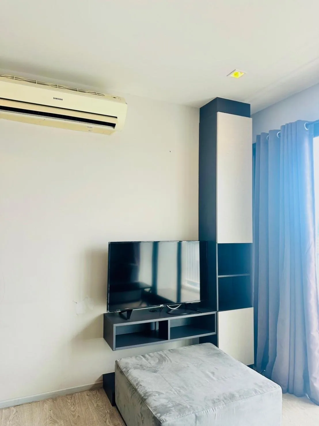 Bed in The Base Central Pattaya