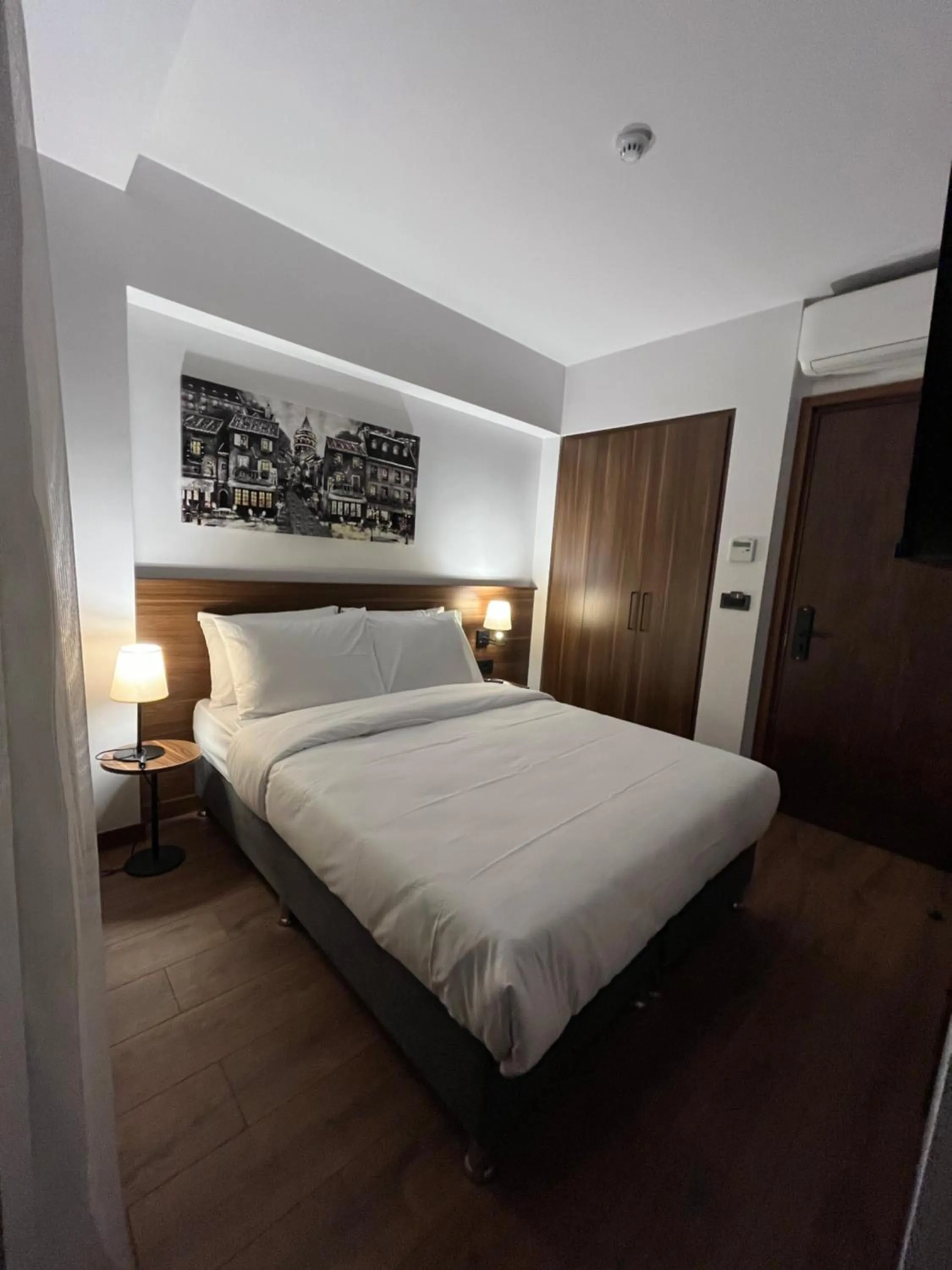 Bed in PALMERA HAGIA SOPHIA Hotel