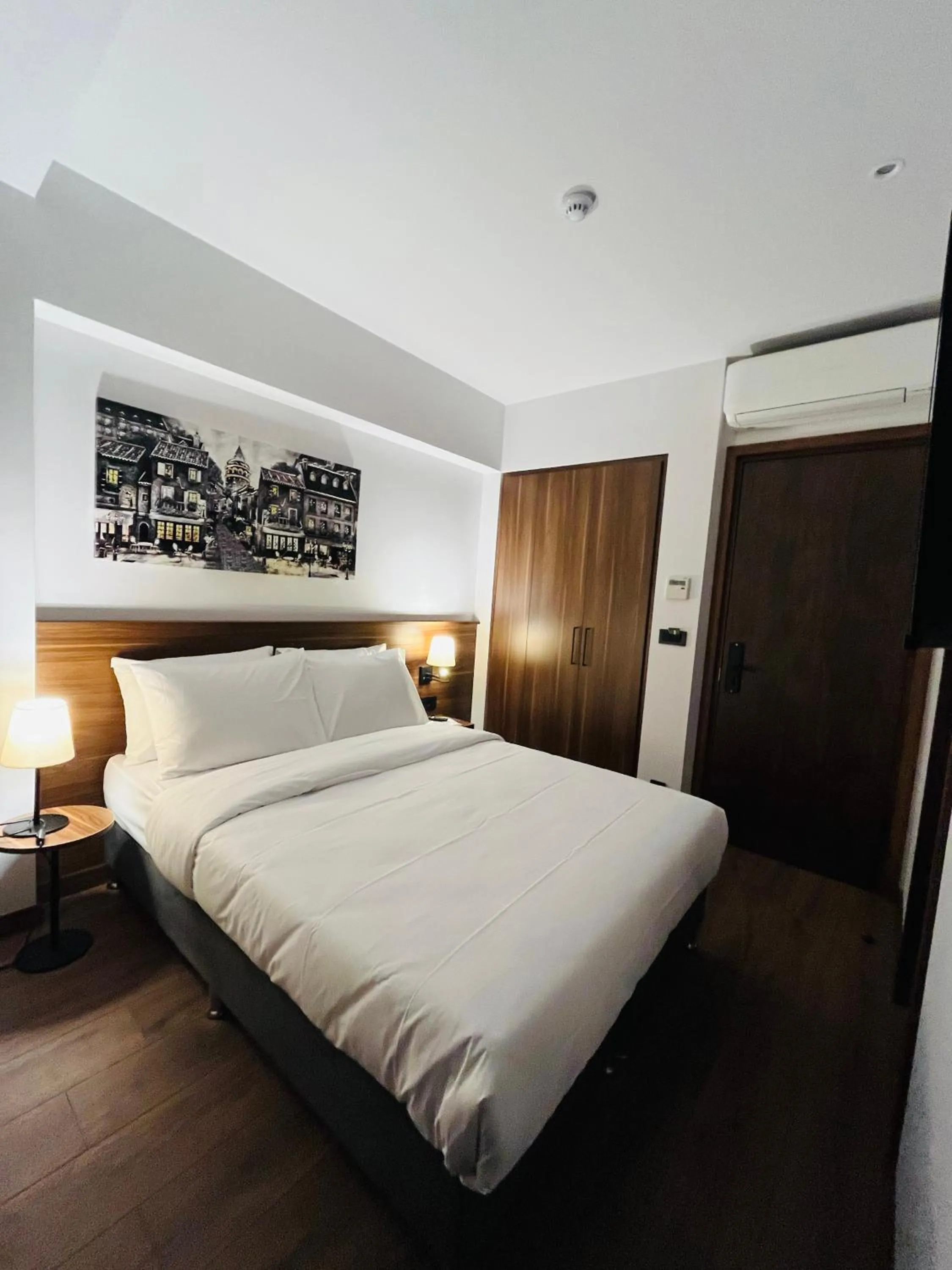 Bed in PALMERA HAGIA SOPHIA Hotel