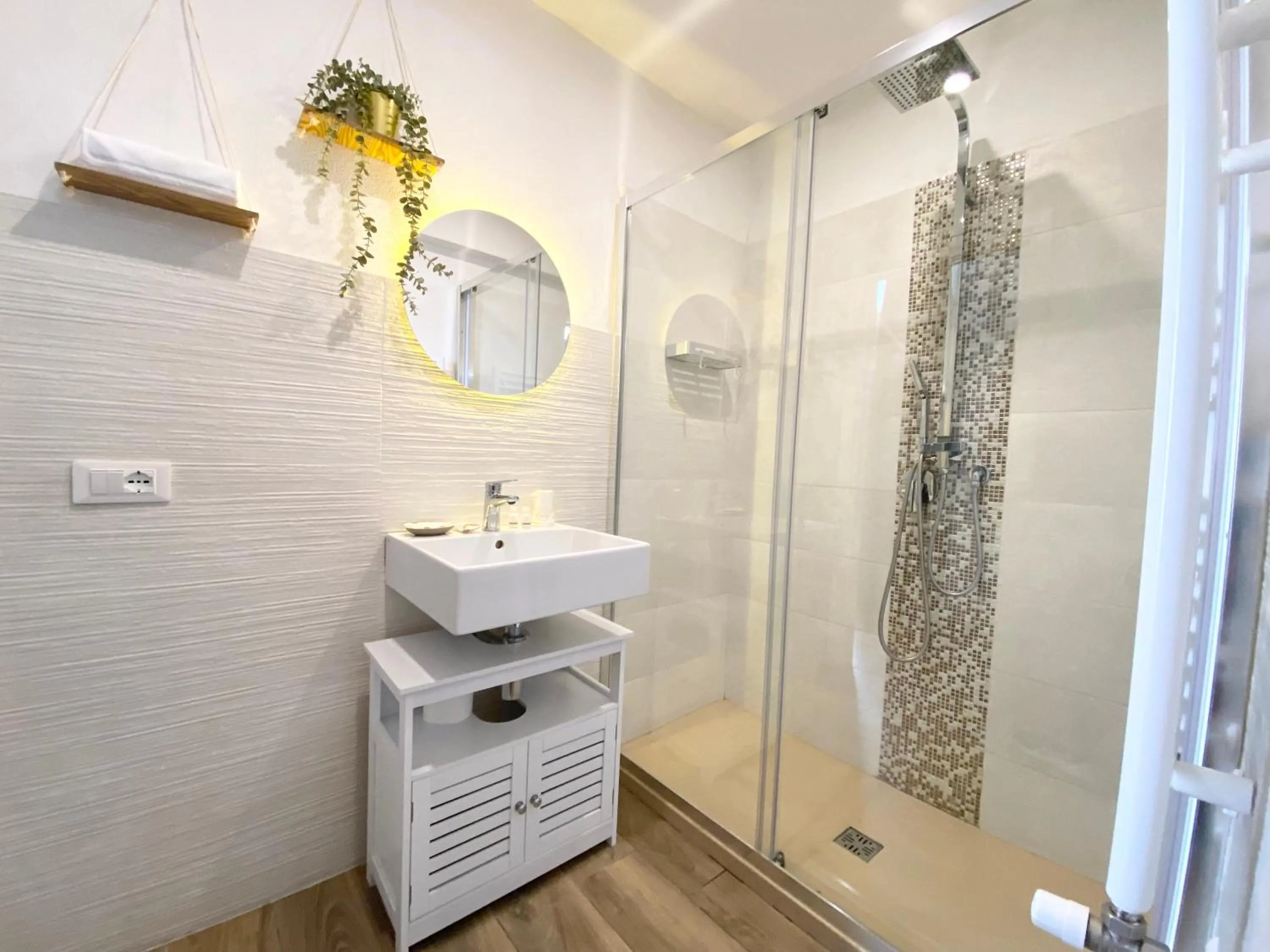 Shower in Stella Marina Luxury