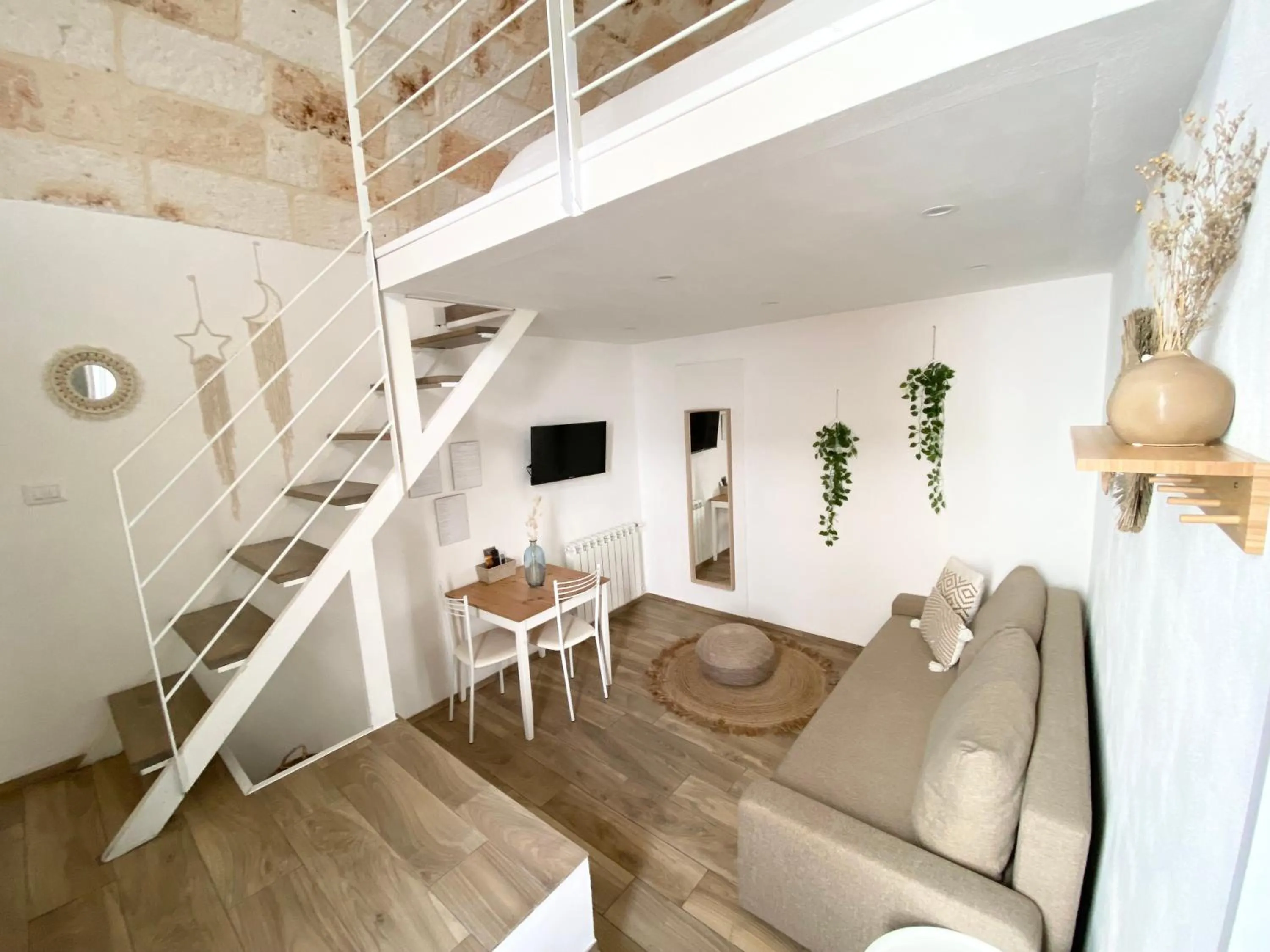 Dining area in Stella Marina Luxury