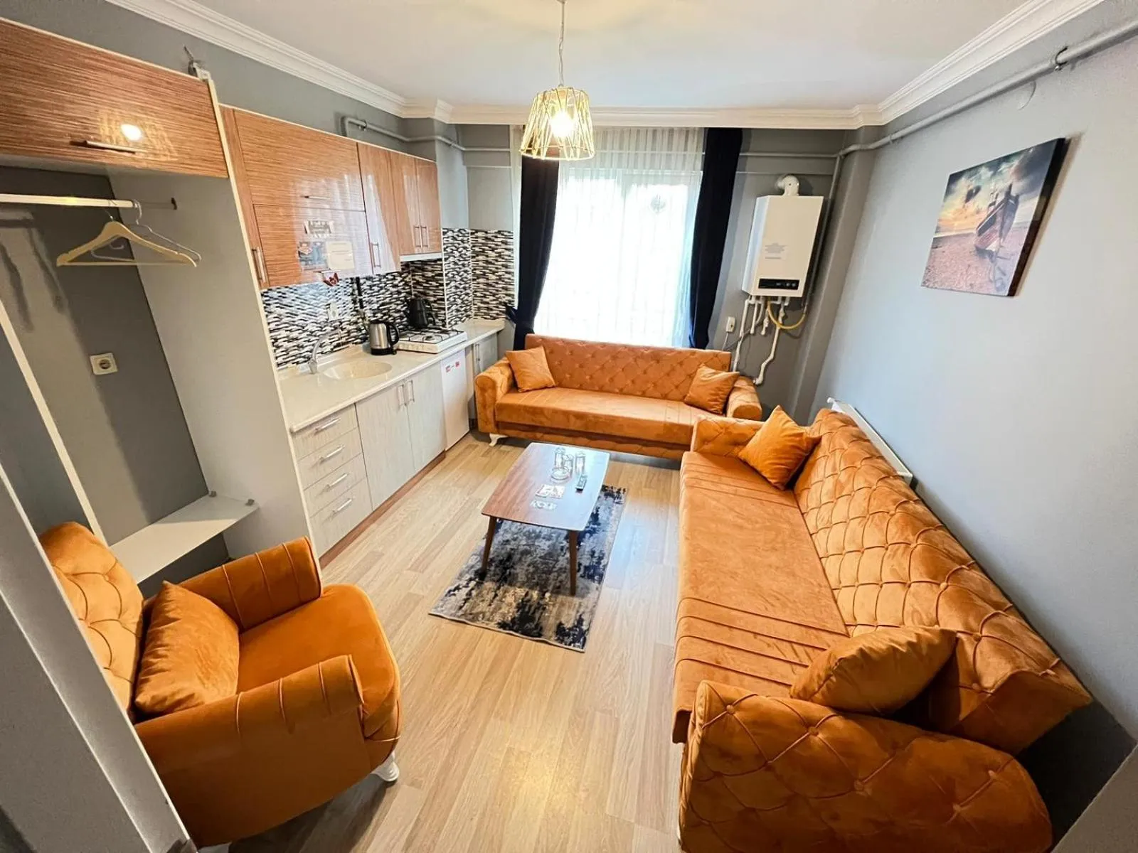 Kitchen or kitchenette in AYDOĞDU SUİT OTEL