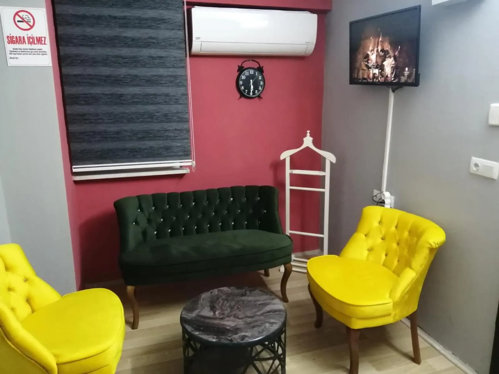 Living room in AYDOĞDU SUİT OTEL