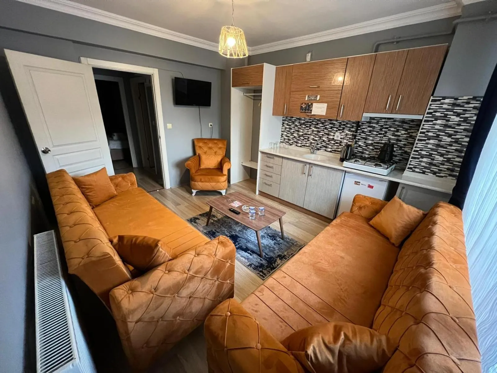 Living room in AYDOĞDU SUİT OTEL