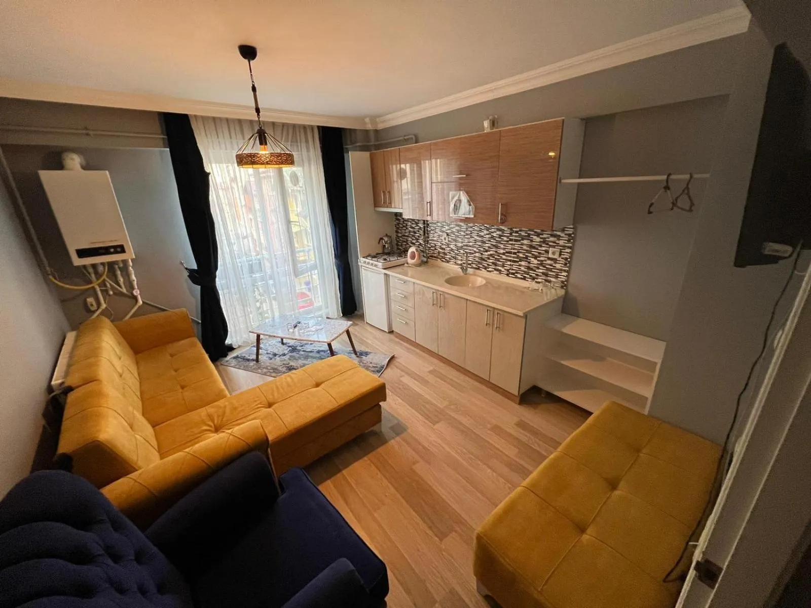 TV and multimedia in AYDOĞDU SUİT OTEL