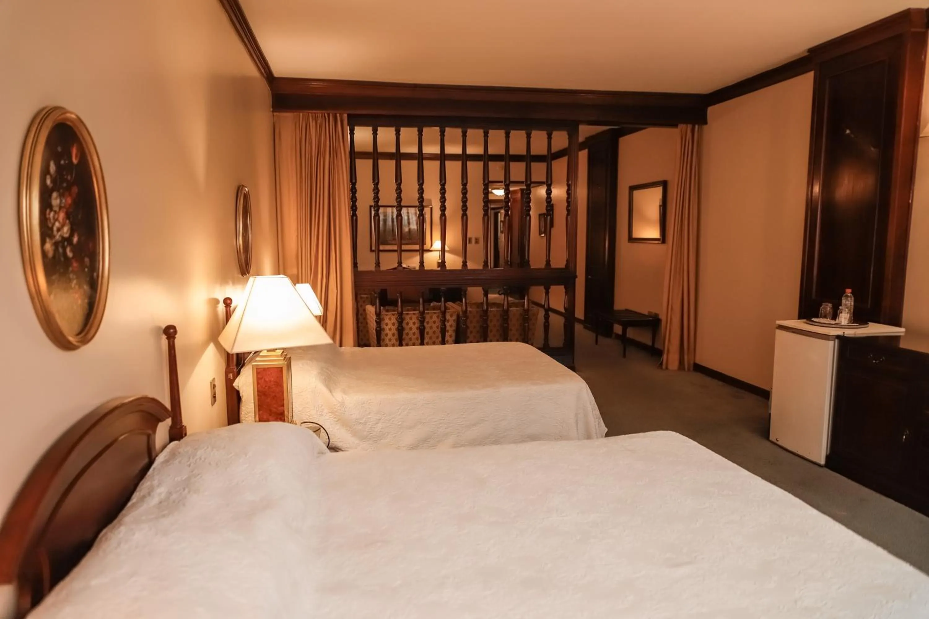 Photo of the whole room, Bed in Nobile Suites Excelsior Asuncion