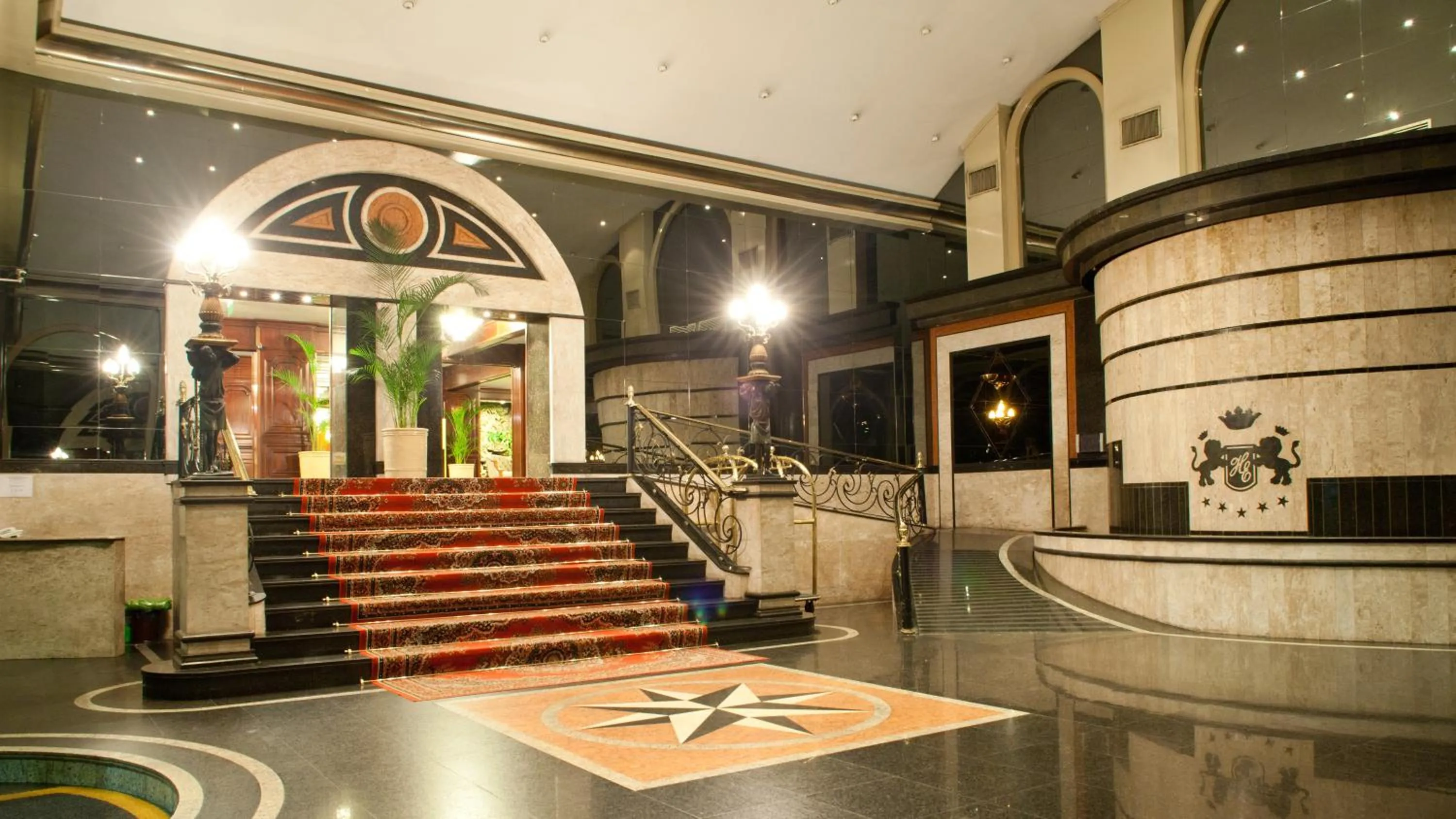 Lobby or reception in Nobile Suites Excelsior Asuncion