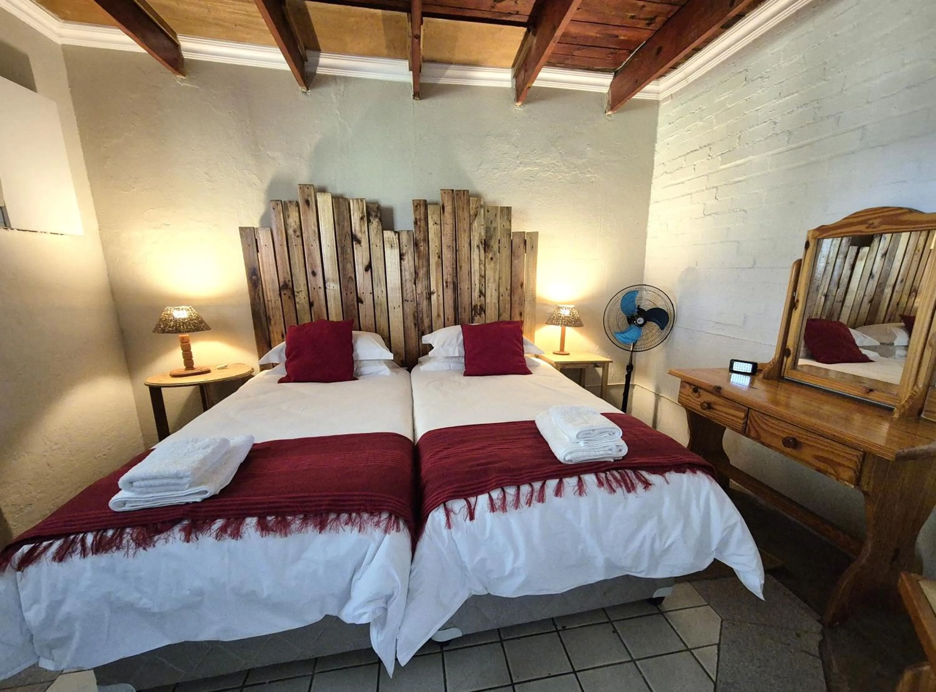 Bed in KatiKati Eco Lodge