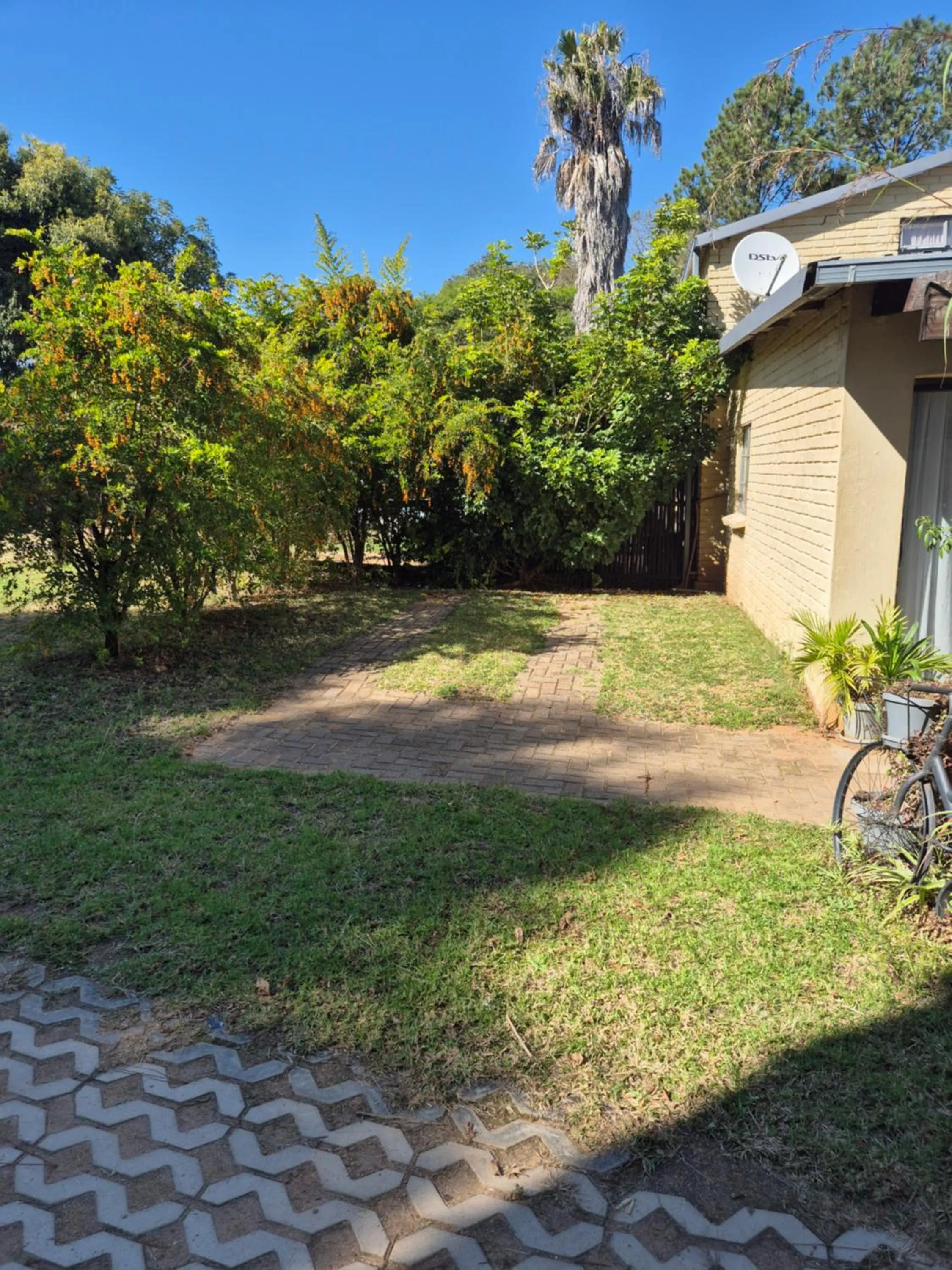 Garden in KatiKati Eco Lodge