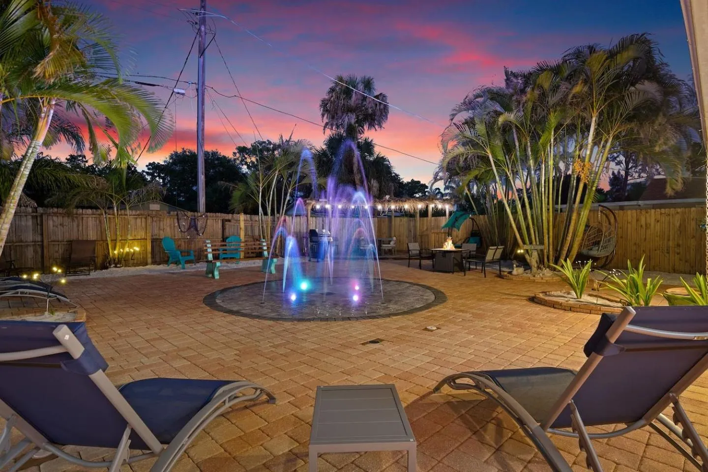 Coastal Villa w Amazing Courtyard - Splash Pad!