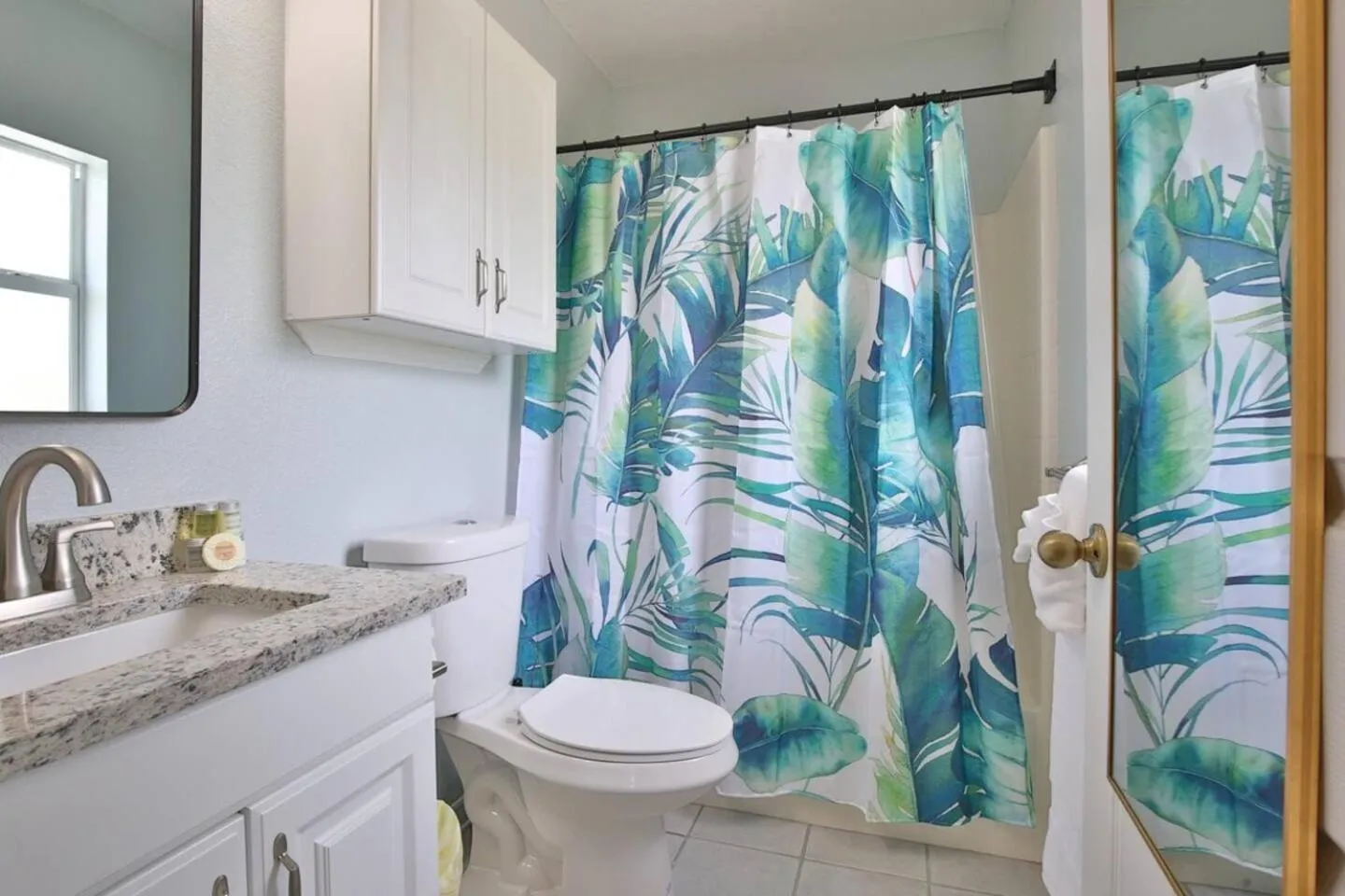 Coastal Villa w Amazing Courtyard - Splash Pad!