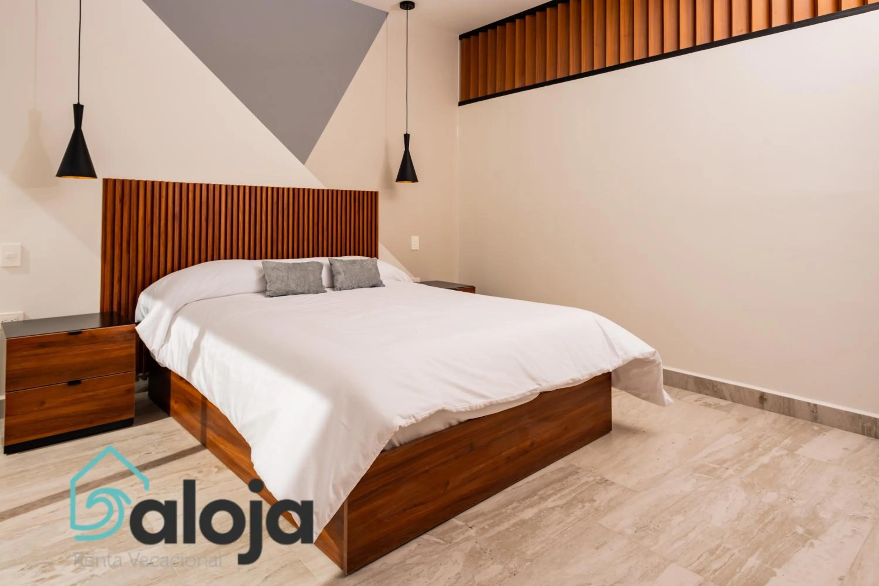 Bed in Torre Sofia - By Aloja RV