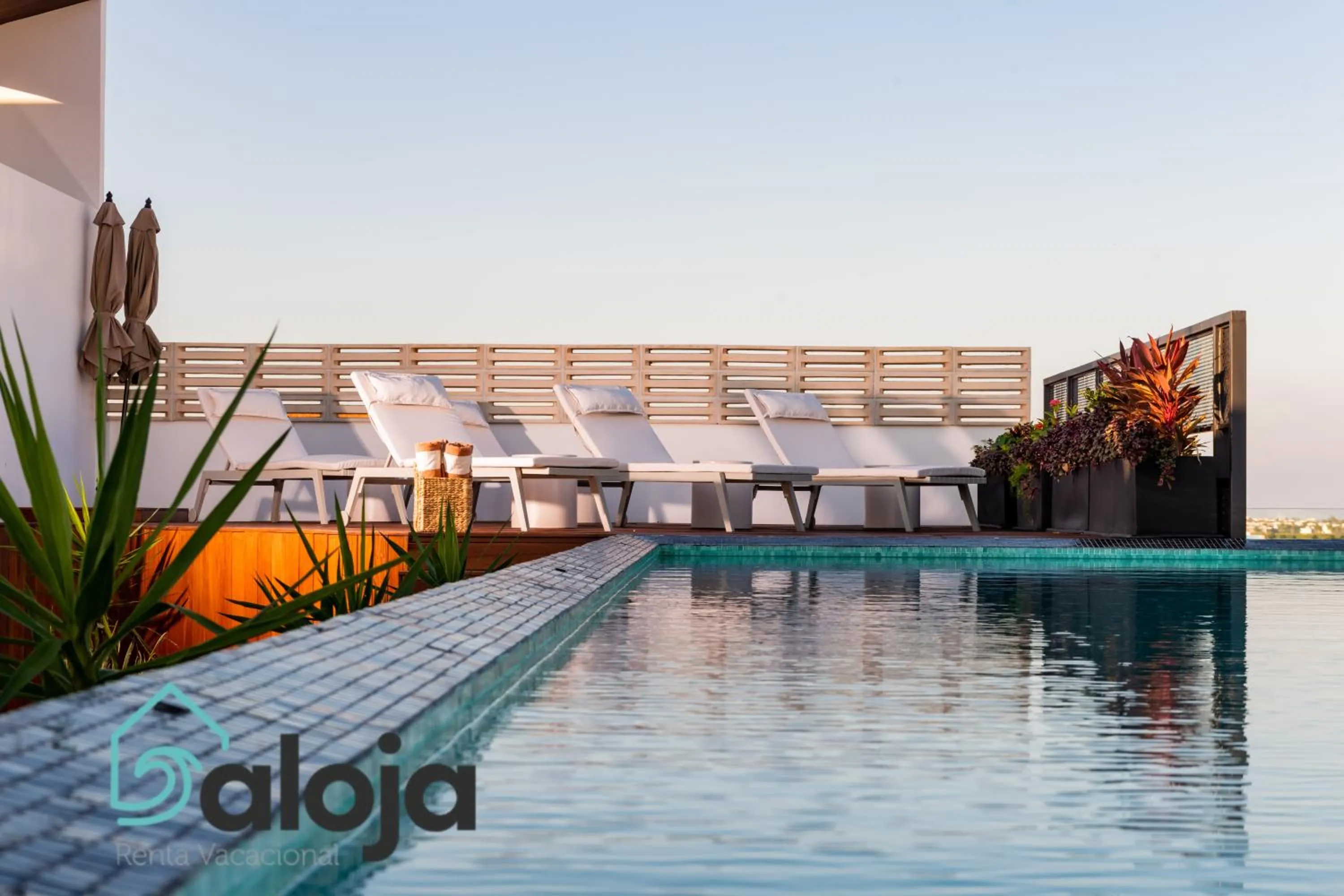 Balcony/Terrace in Torre Sofia - By Aloja RV