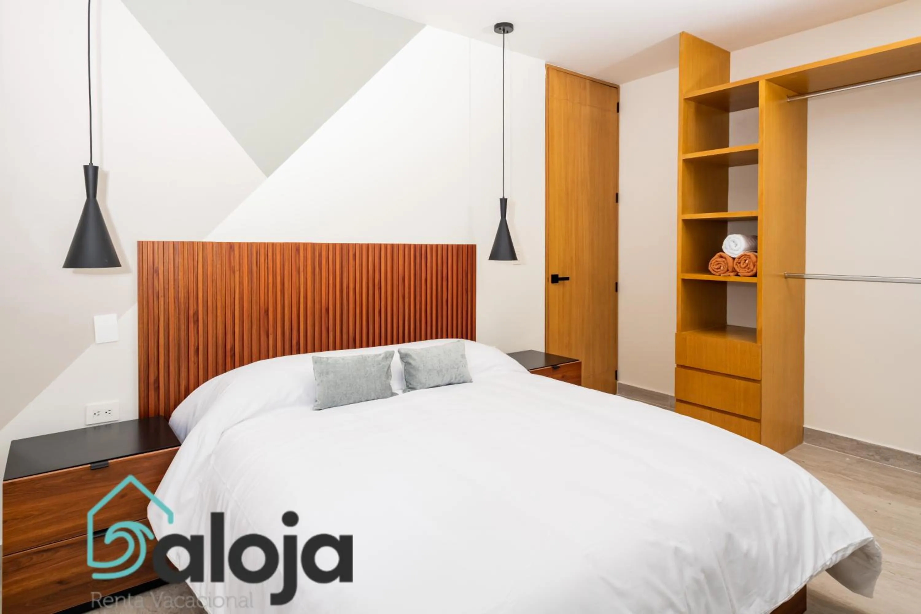 Bed in Torre Sofia - By Aloja RV