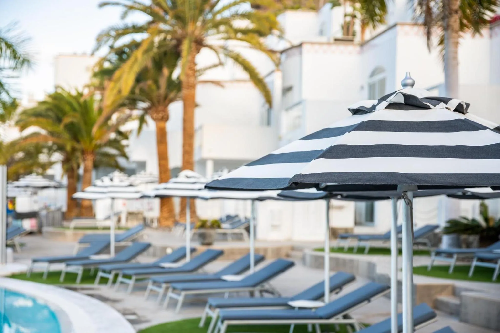 Solarium in Marina Bayview Gran Canaria - Adults Only