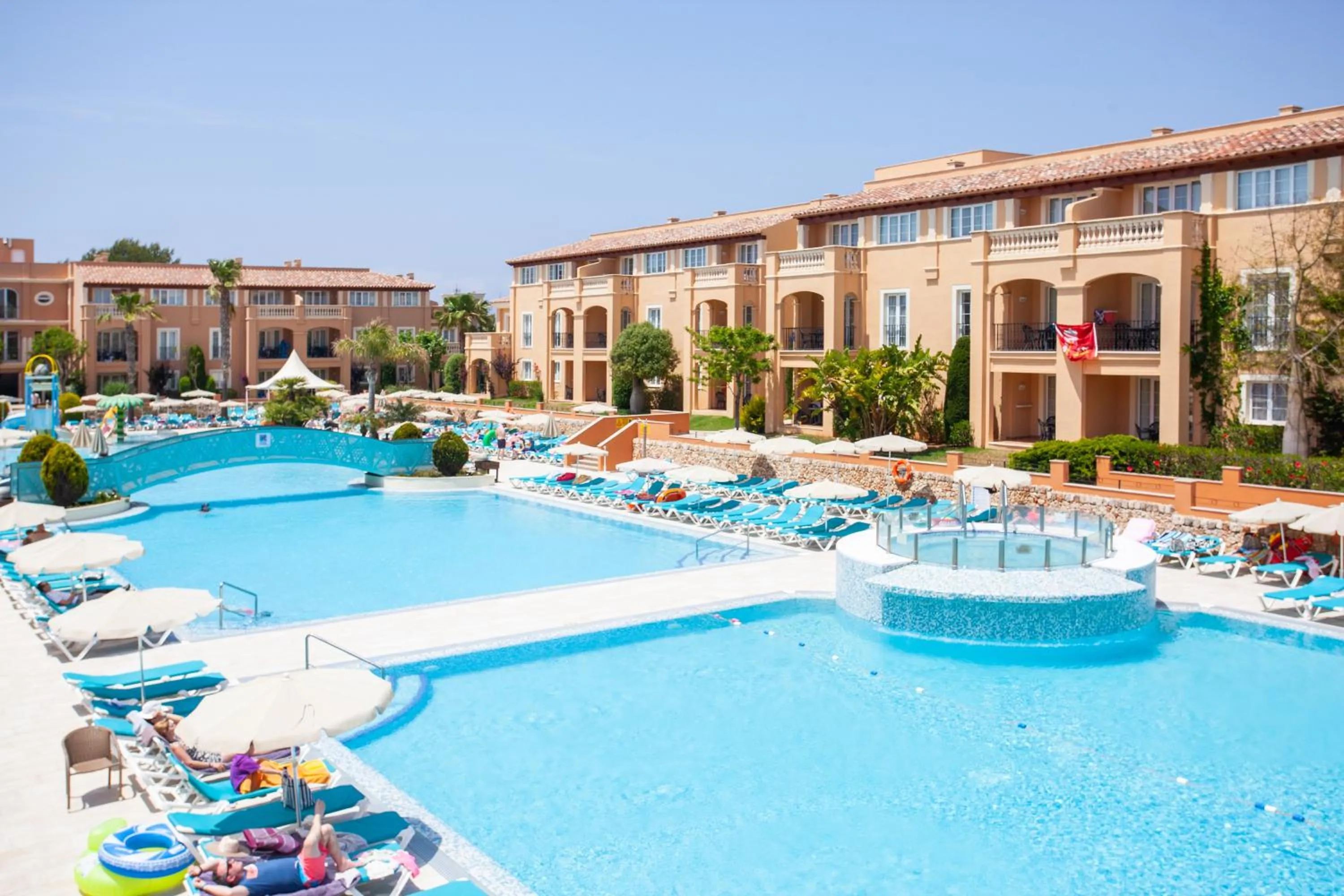 Swimming pool in Grupotel Club Turquesa Mar