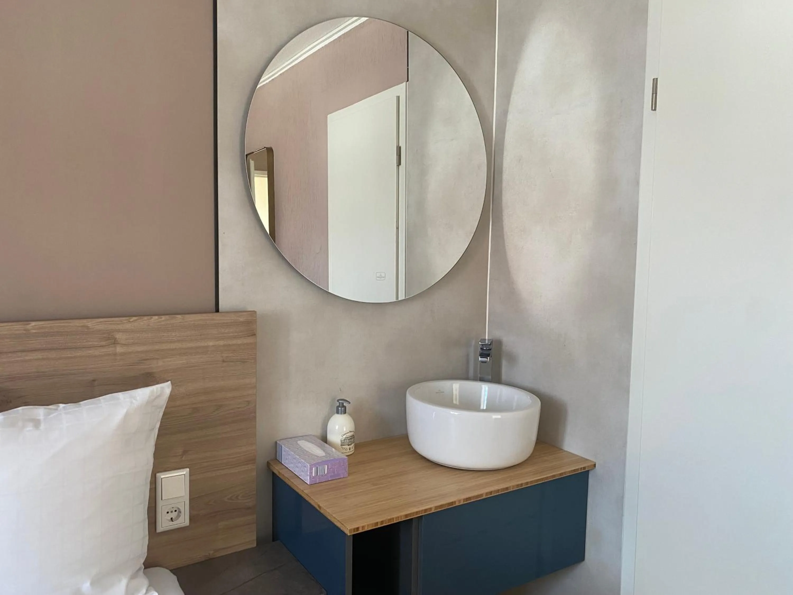 Bedroom in Hotel Petite Königsallee SELF CHECK-IN