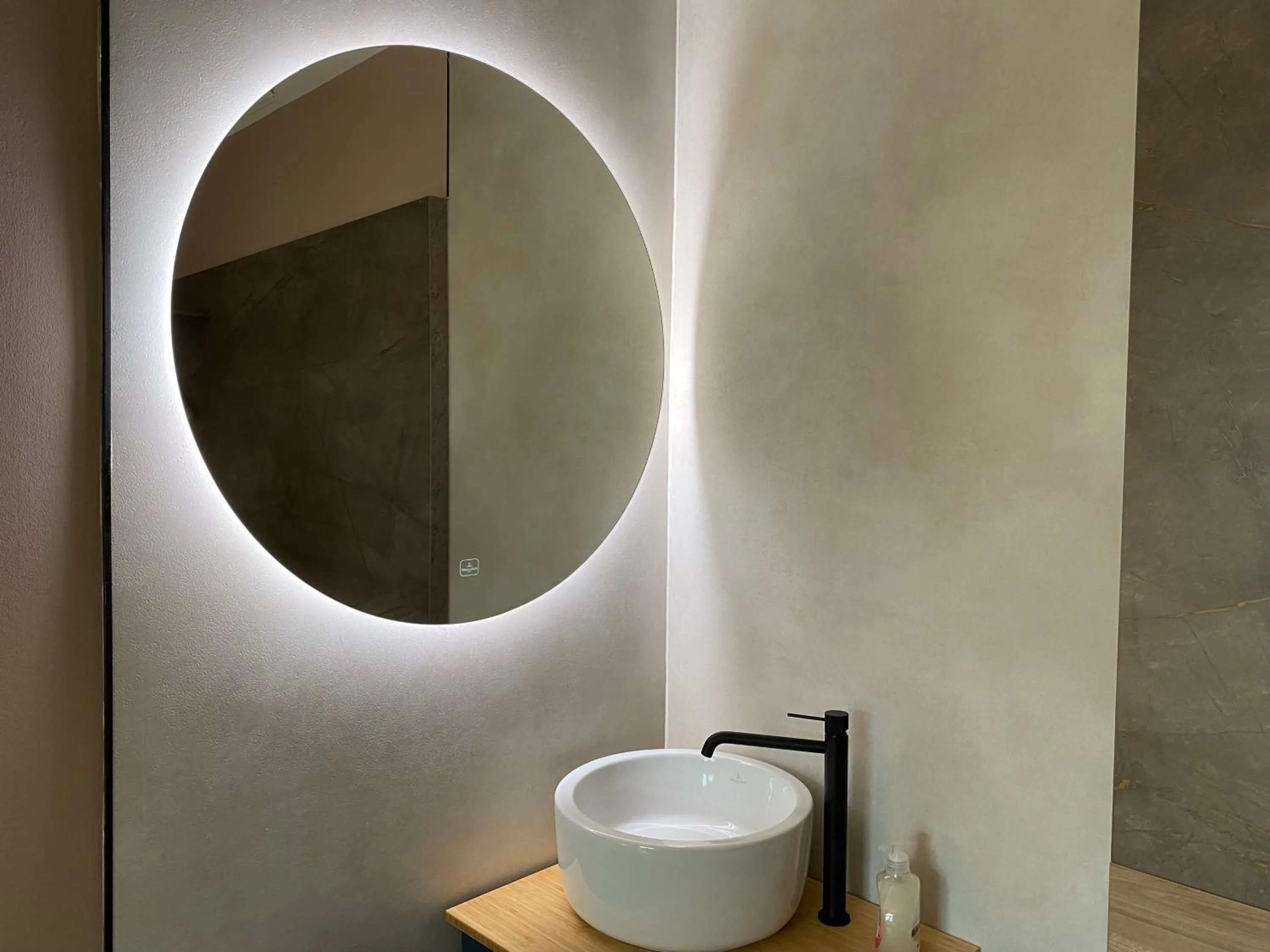 Decorative detail in Hotel Petite Königsallee SELF CHECK-IN