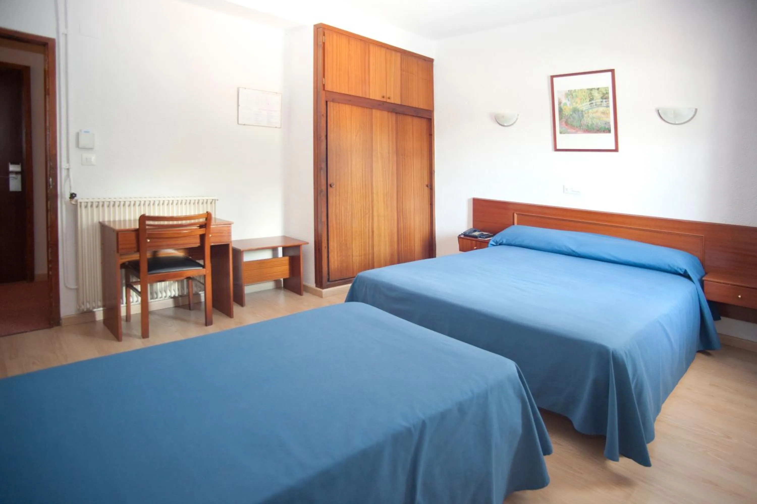 Photo of the whole room, Bed in Hotel Roca