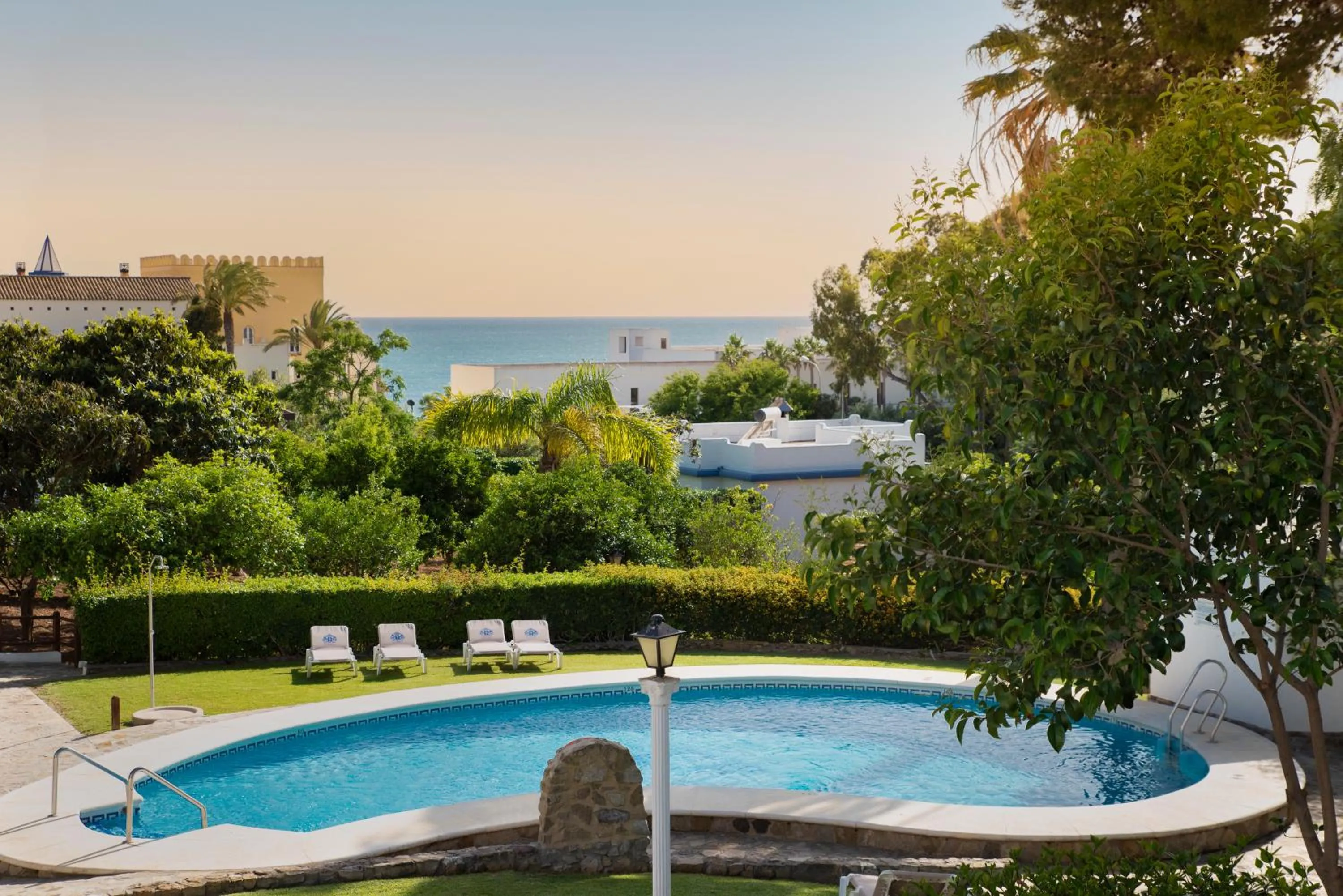 Swimming pool in Suites Cortijo Fontanilla