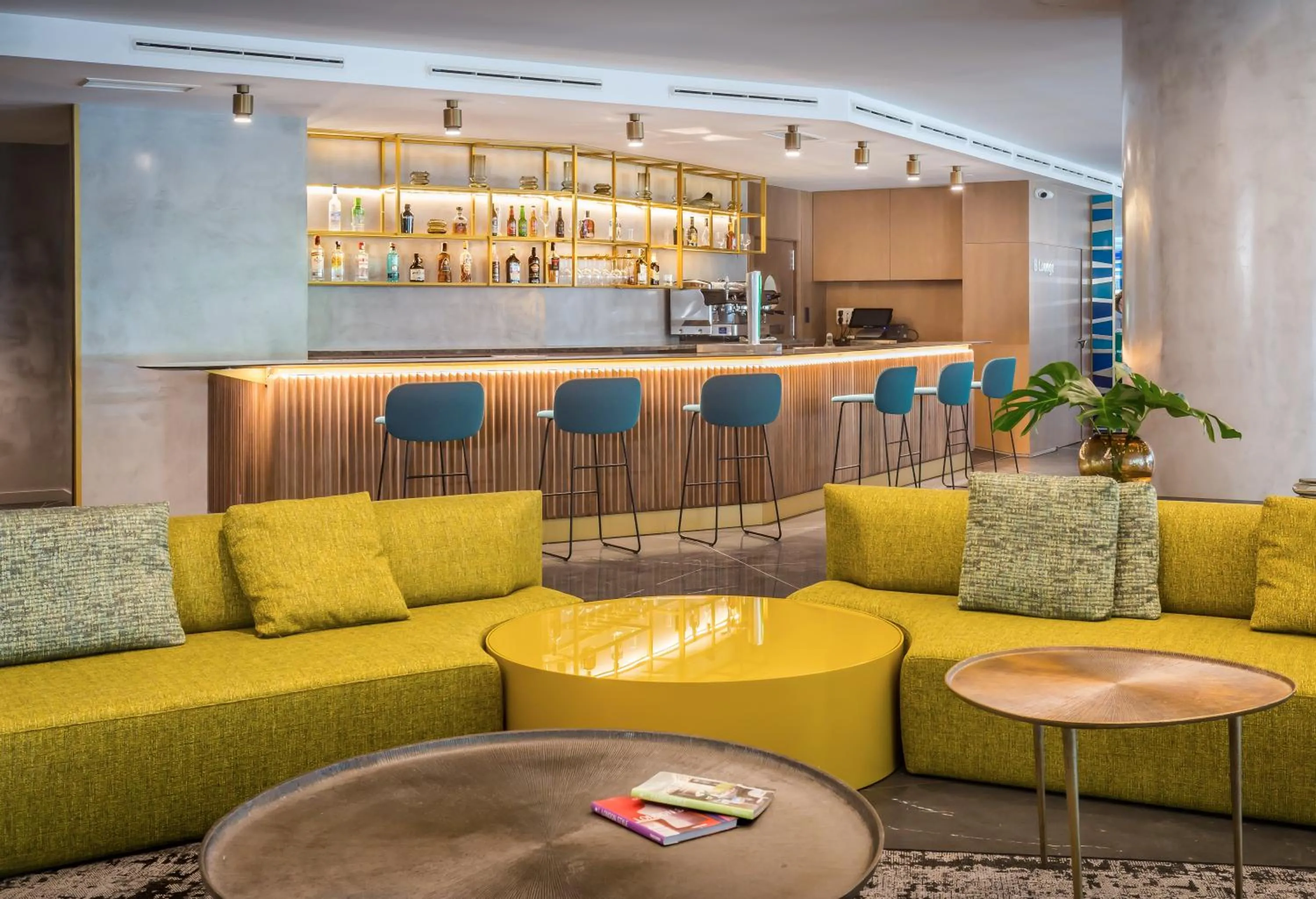 Lounge or bar in Barceló Costa Vasca