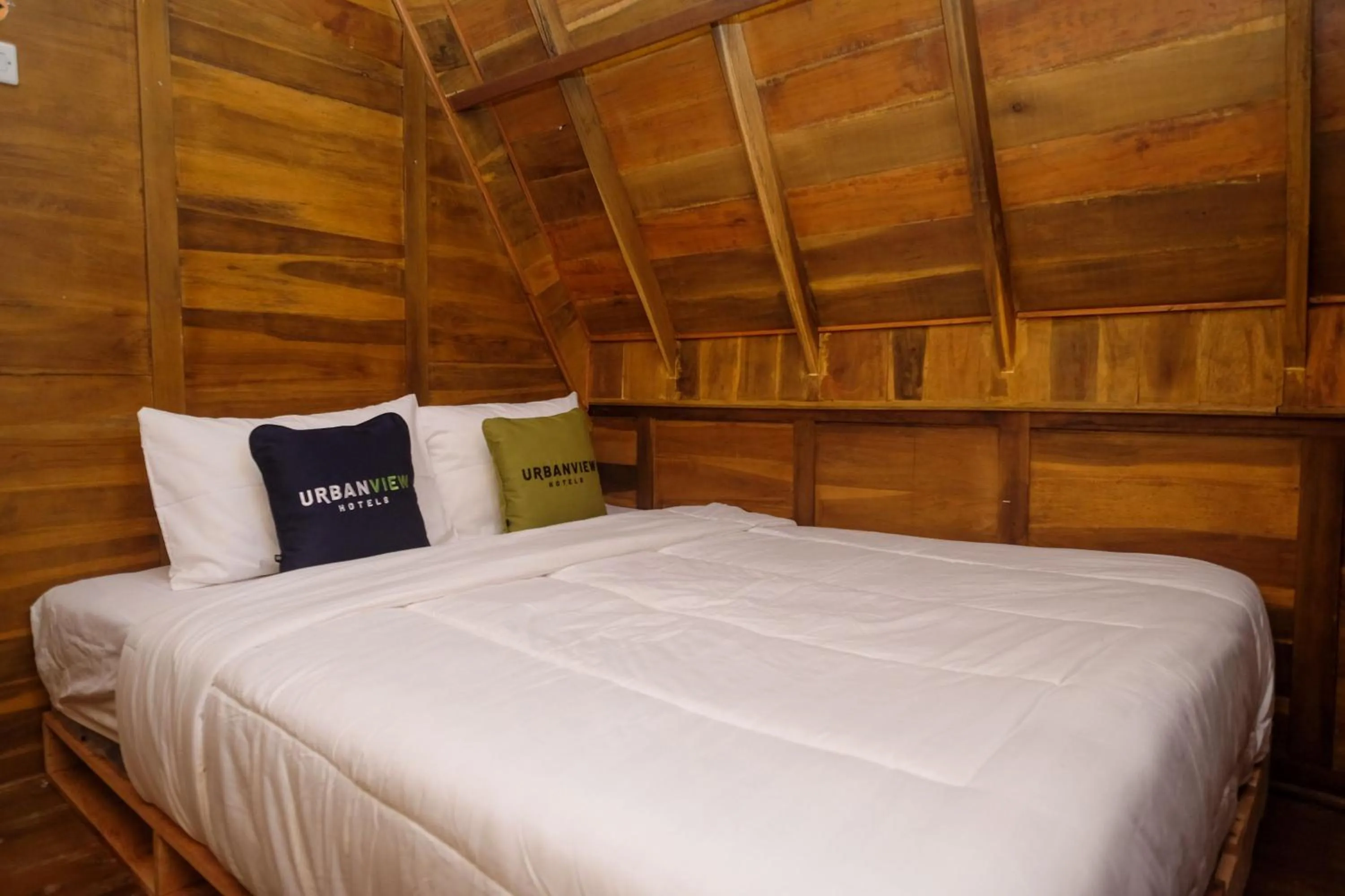 Bedroom, Bed in Urbanview Villa Lukulo Kebumen by RedDoorz