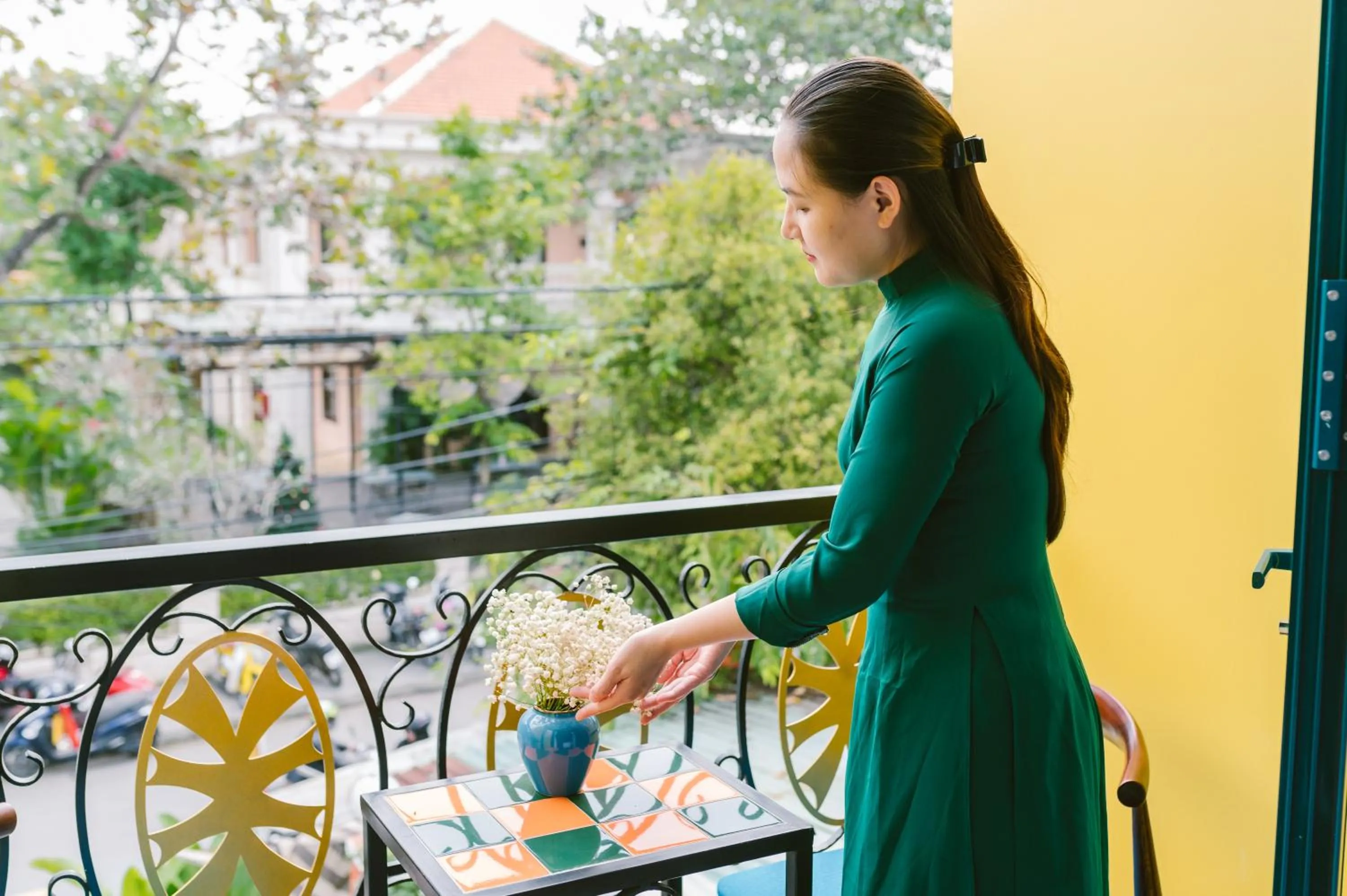 Balcony/Terrace in De'Colore Villa Hoi An
