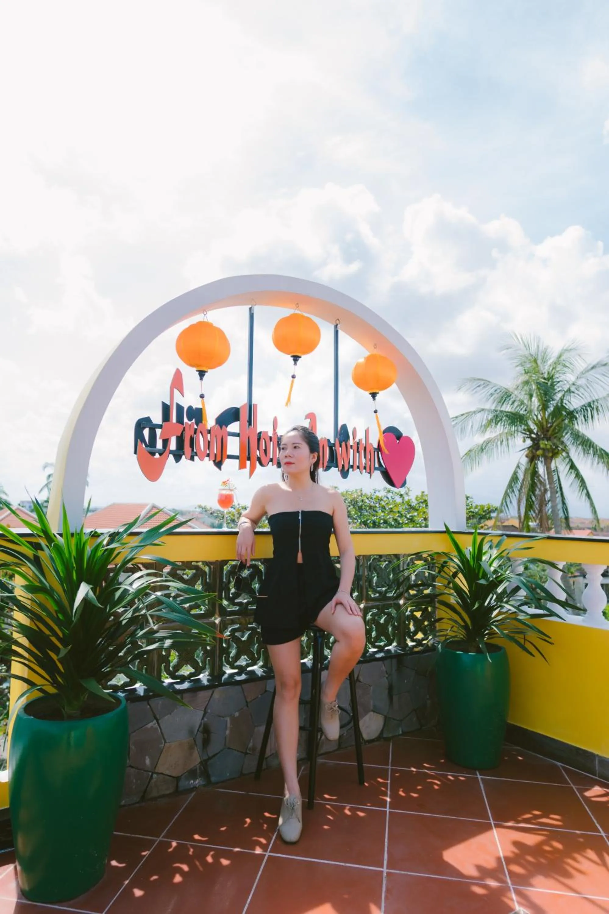 Balcony/Terrace in De'Colore Villa Hoi An
