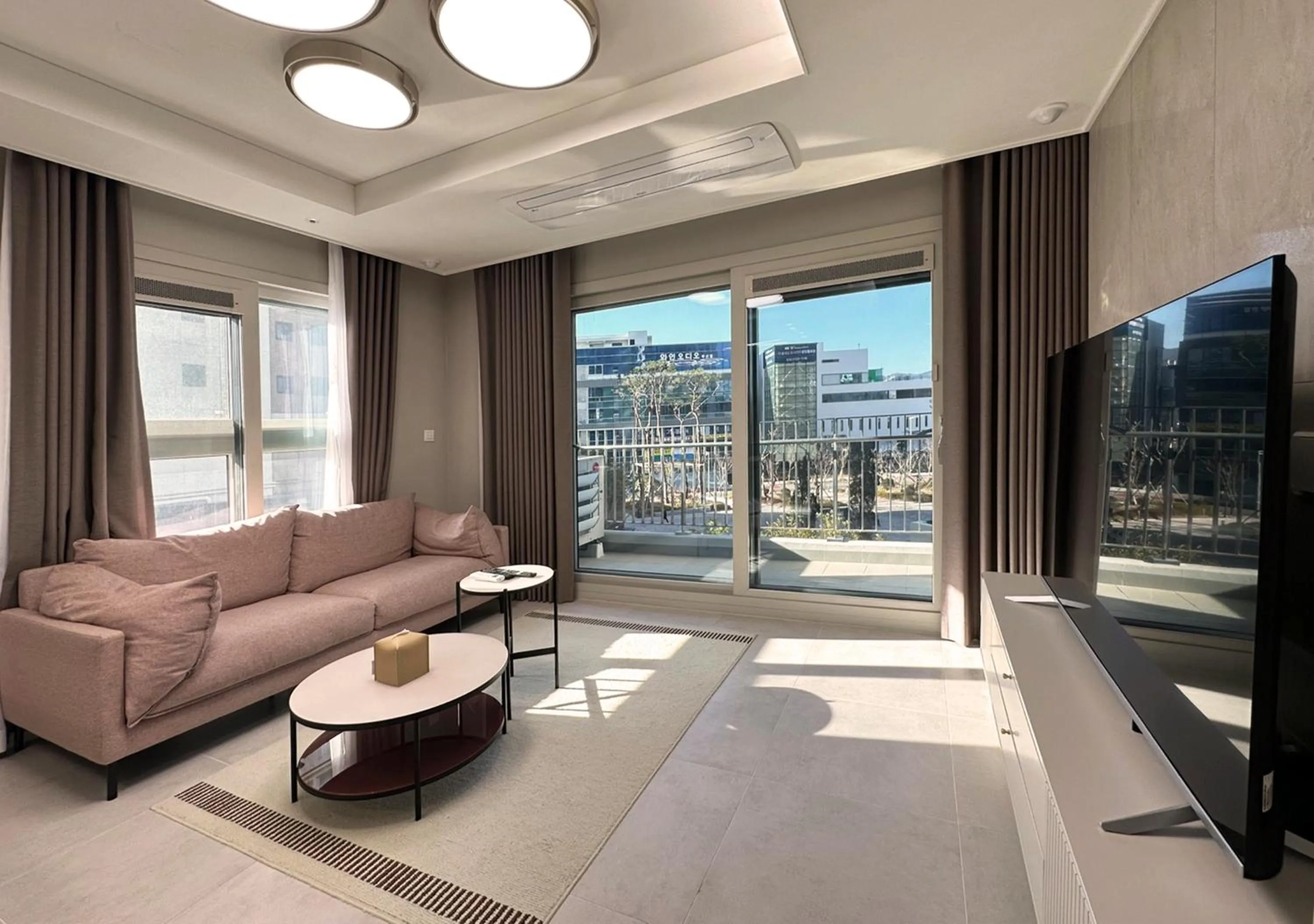 TV and multimedia in Y COLLECTION by UH FLAT OSIRIA