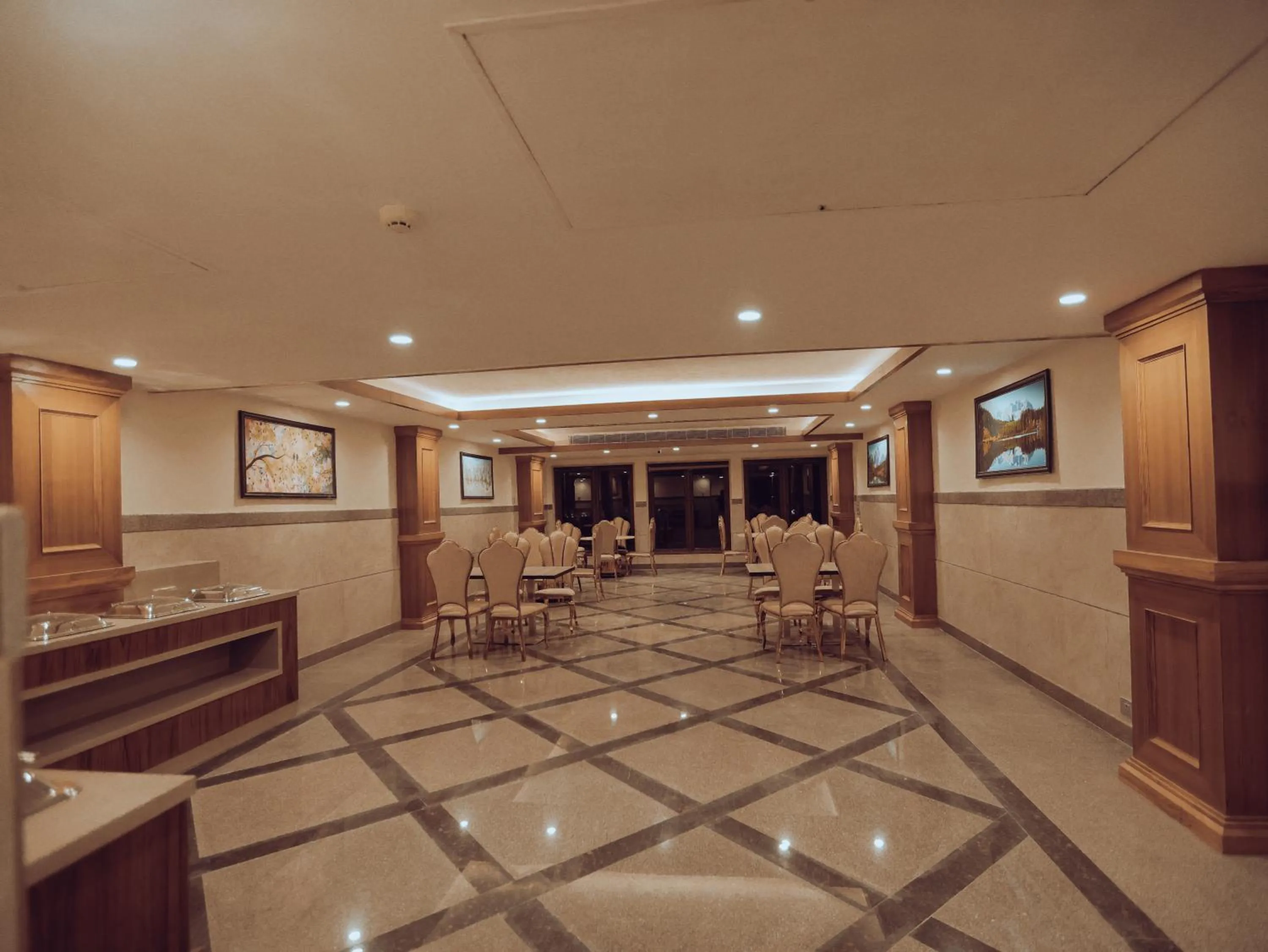 Buffet breakfast in Clarks Inn Express, Dehradun