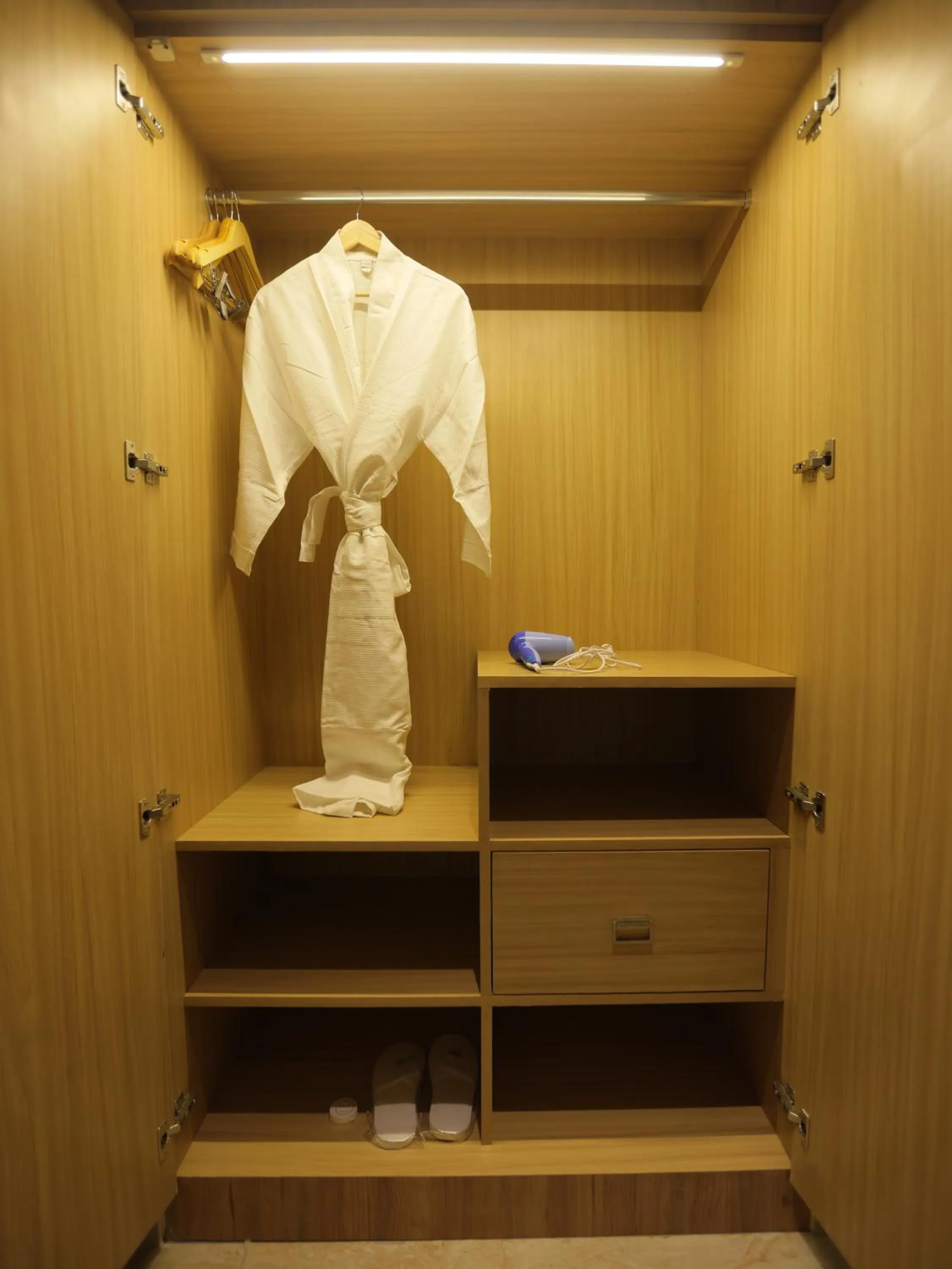 Clarks Inn Express, Dehradun