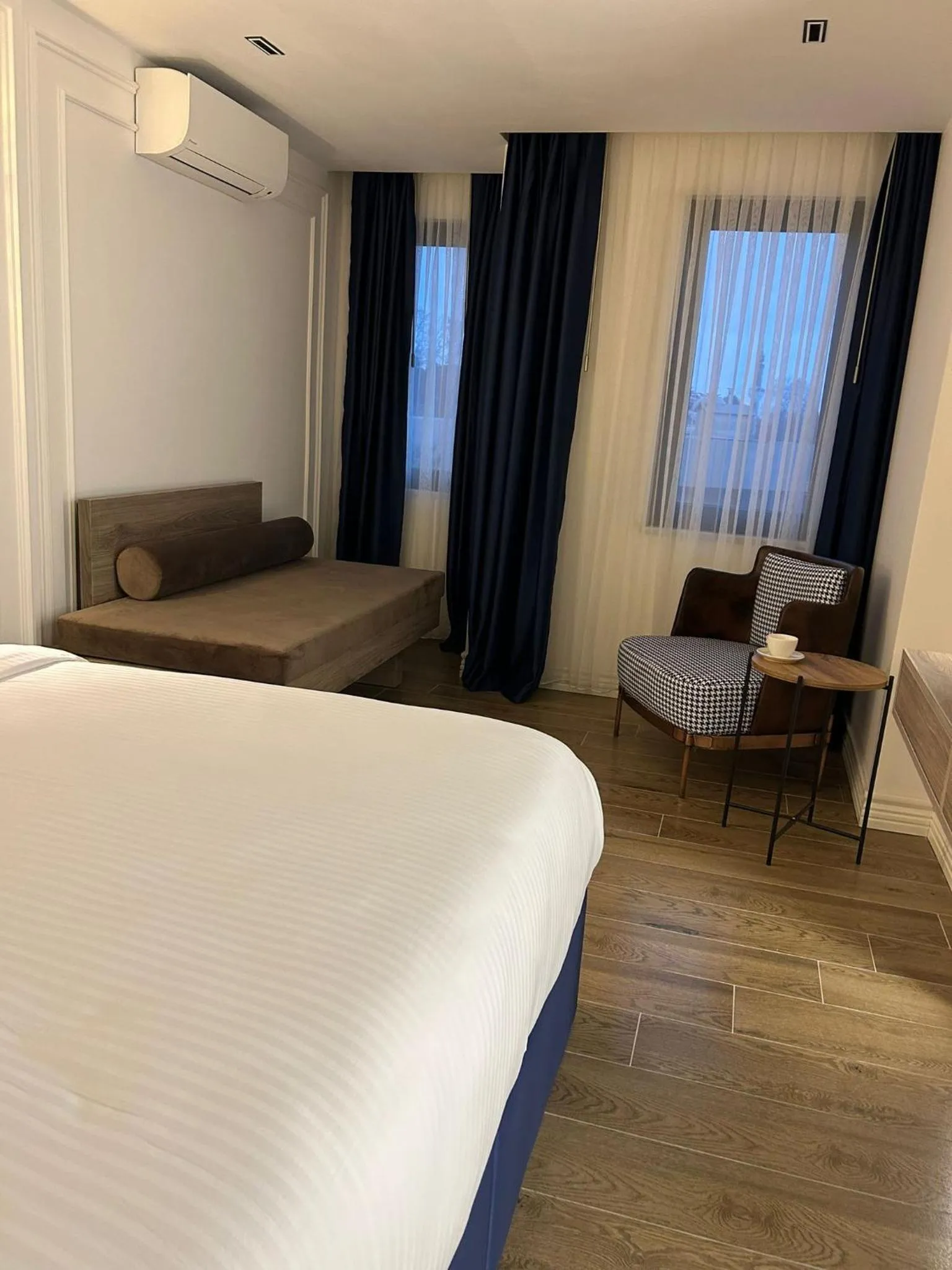 Bed in Prime Bosphorus Hotel