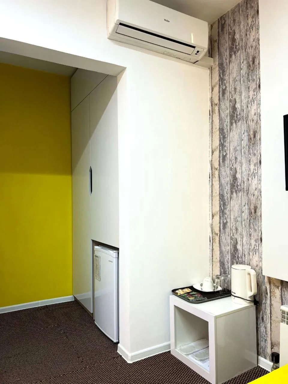 wardrobe in iO Boutique Hotel Bishkek