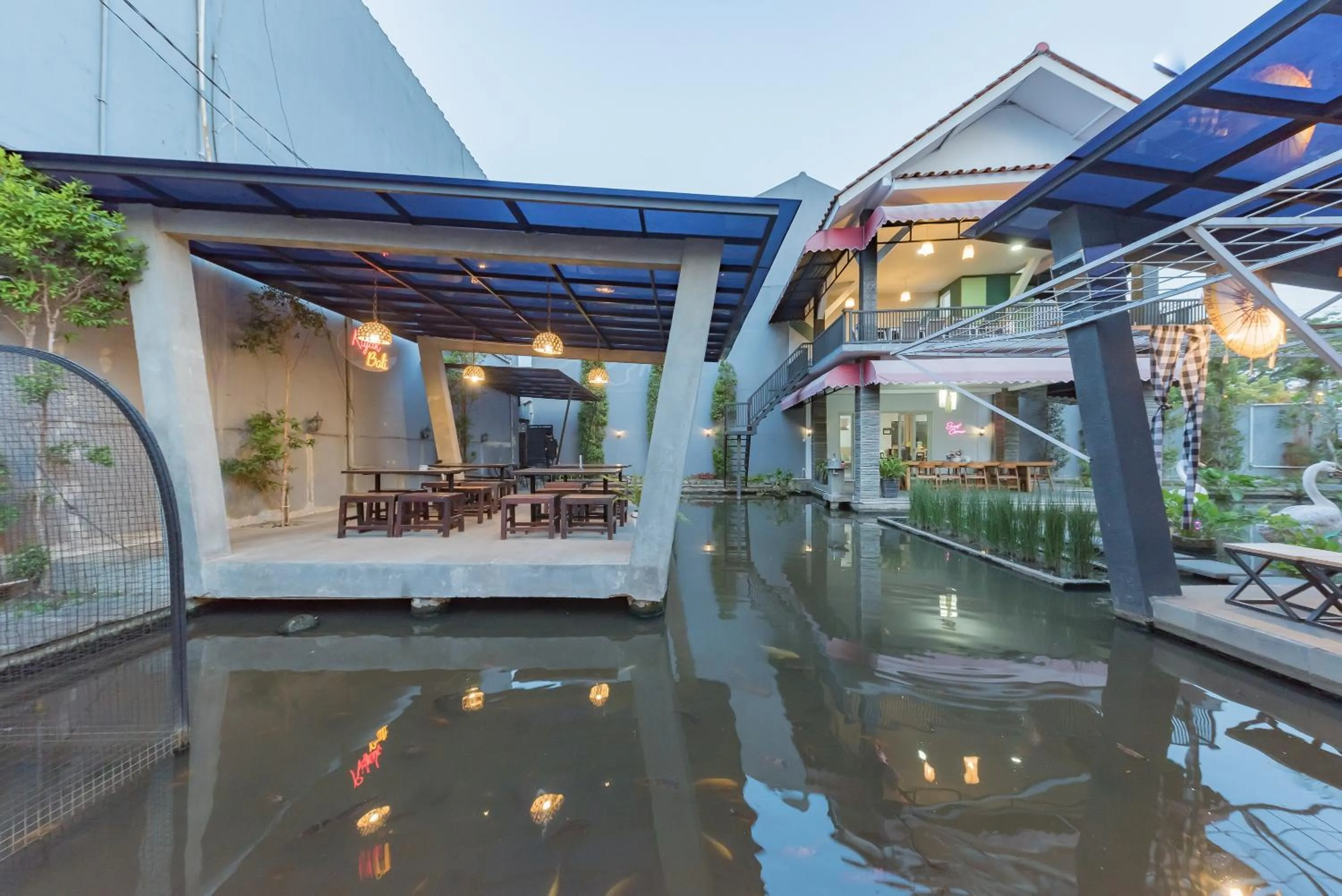 Property building in Urbanview Hotel Khayrizsan Tasikmalaya by RedDoorz