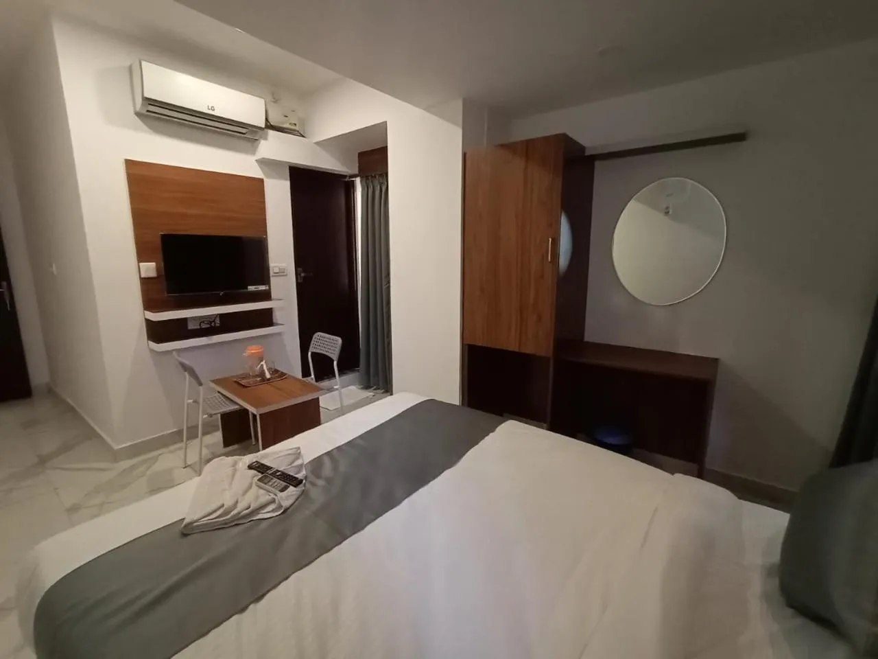 Bed in Royal N Deluxe