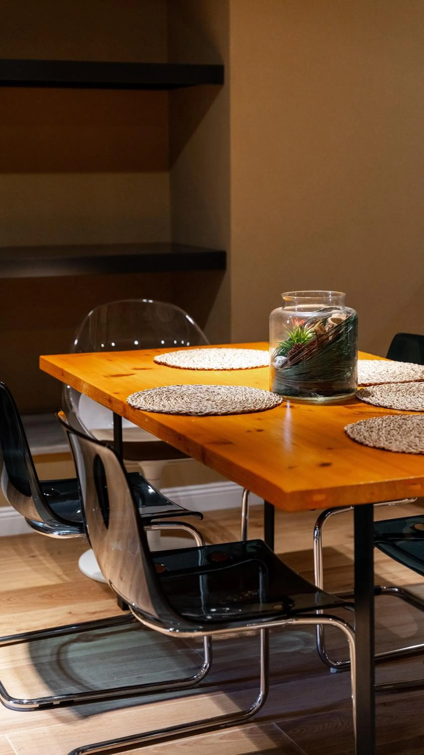 Dining area in DeCamondo Residence