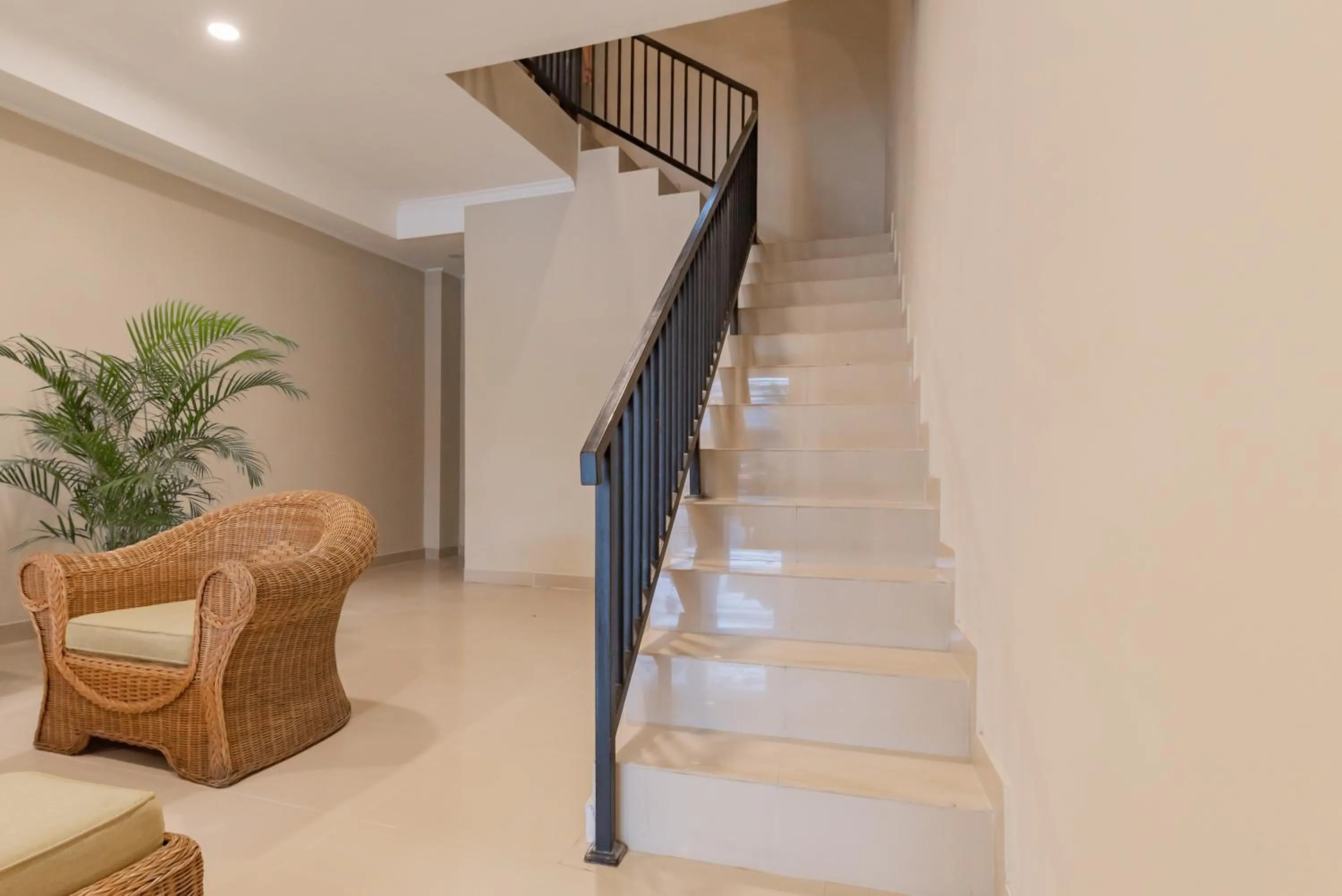 Floor plan in RedDoorz Plus near Surapati Core