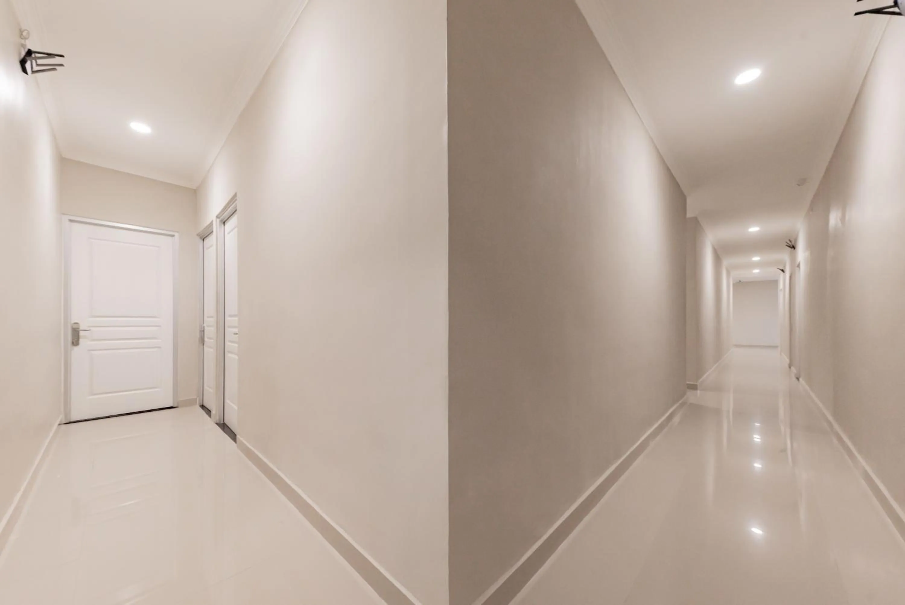 Floor plan in RedDoorz Plus near Surapati Core