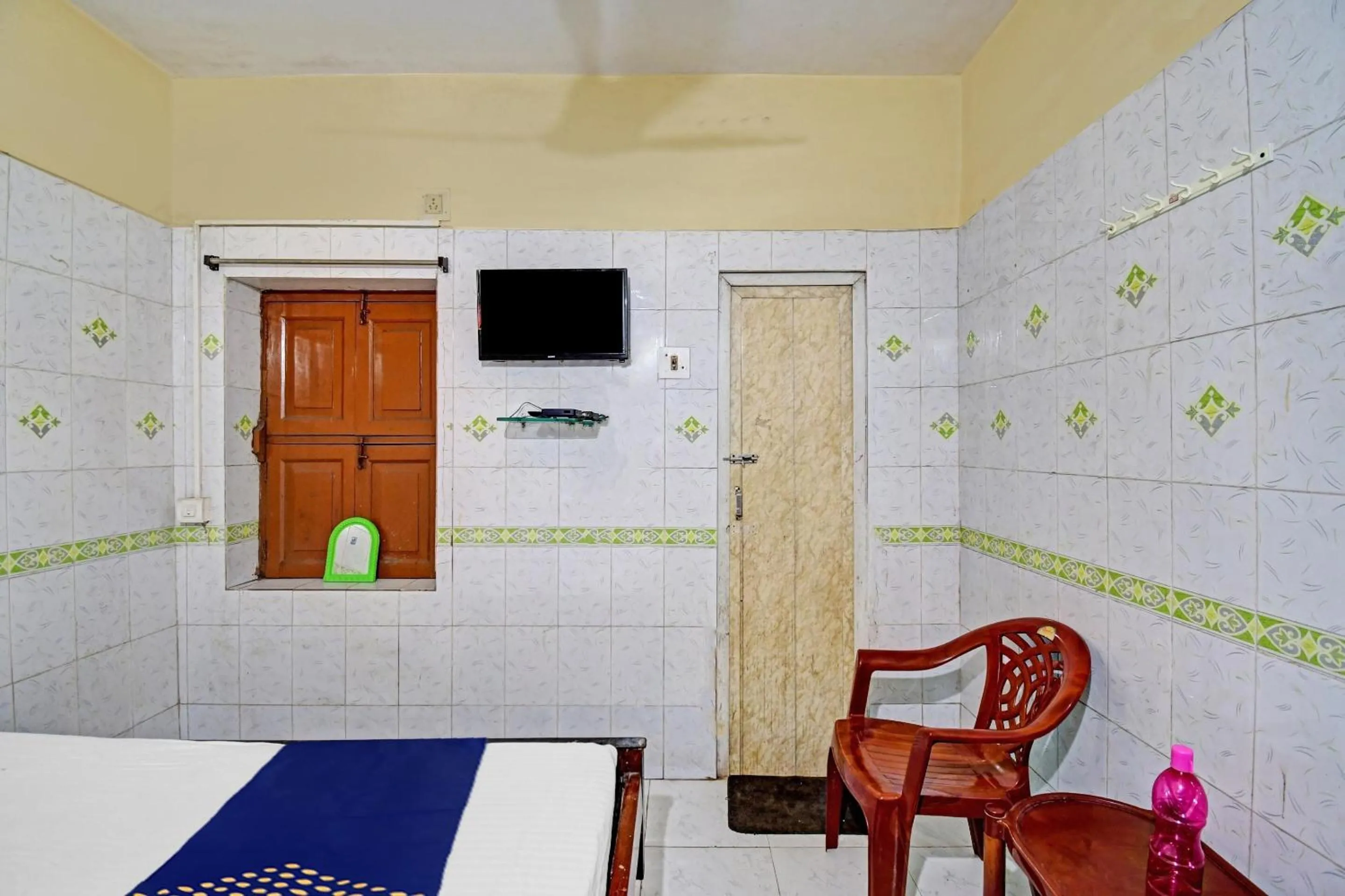 Bedroom, Bed in Hotel O Bikram Lodge