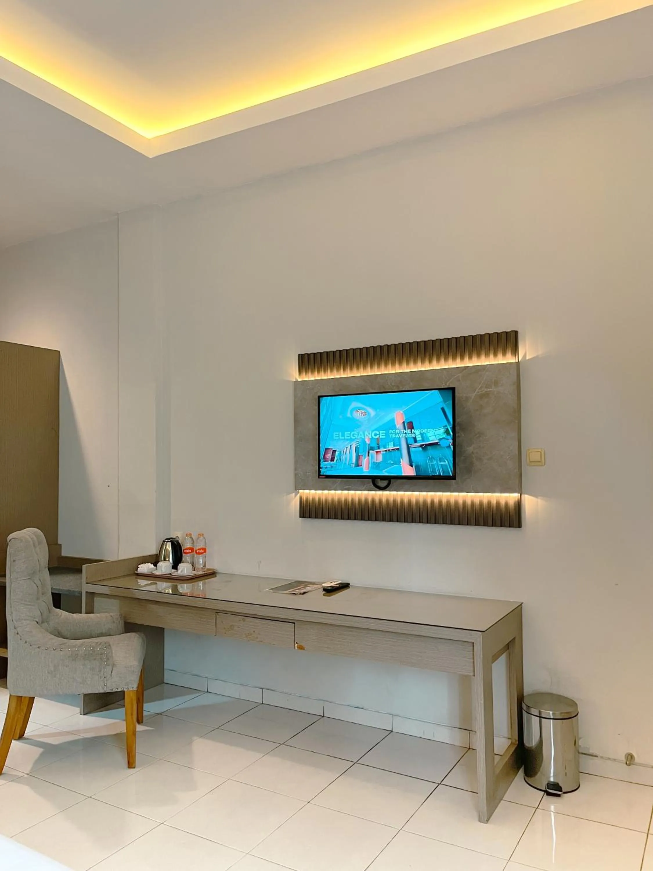 TV and multimedia in Front One Resort Indraloka Temanggung