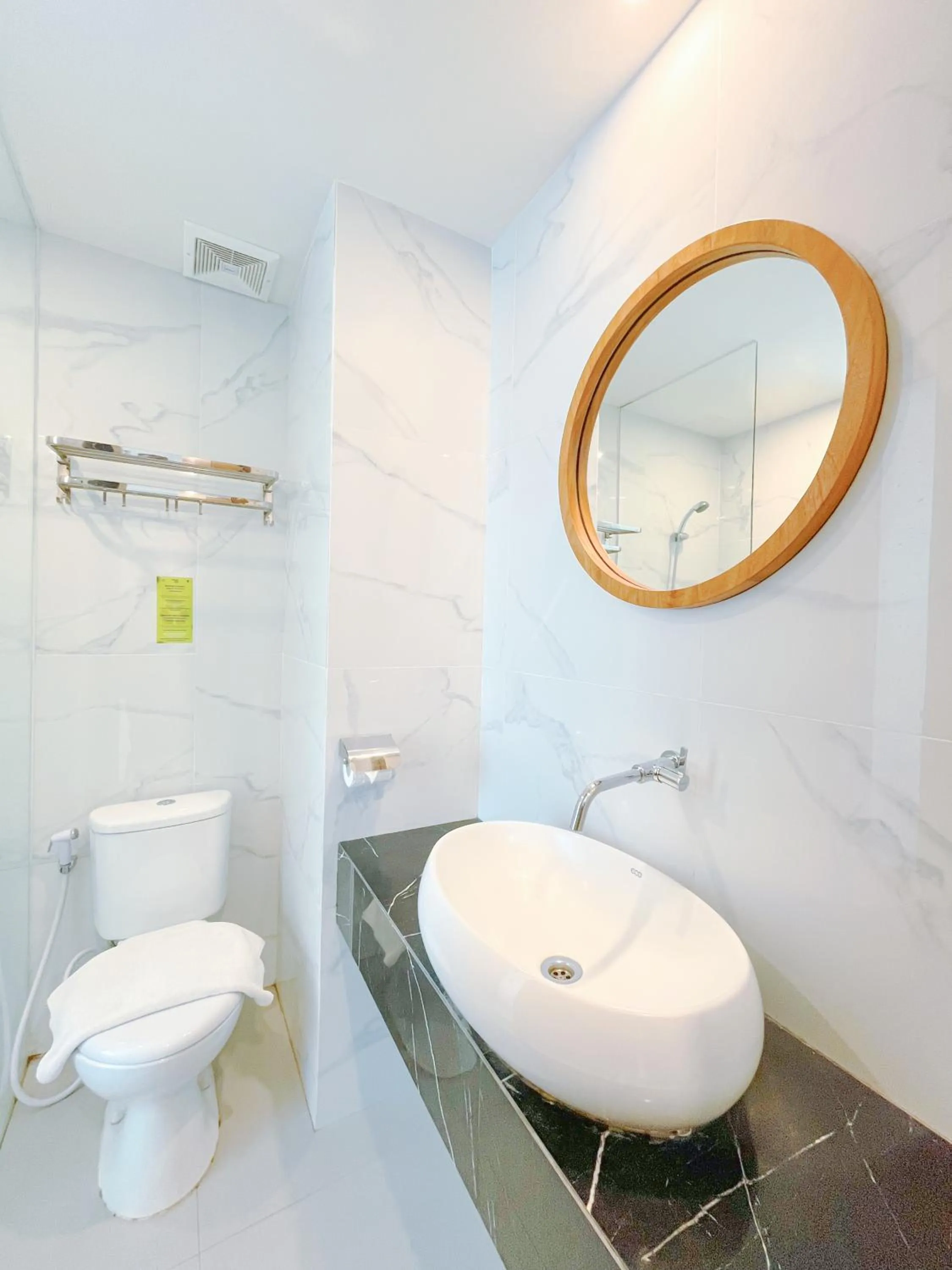 Bathroom in Front One Resort Indraloka Temanggung