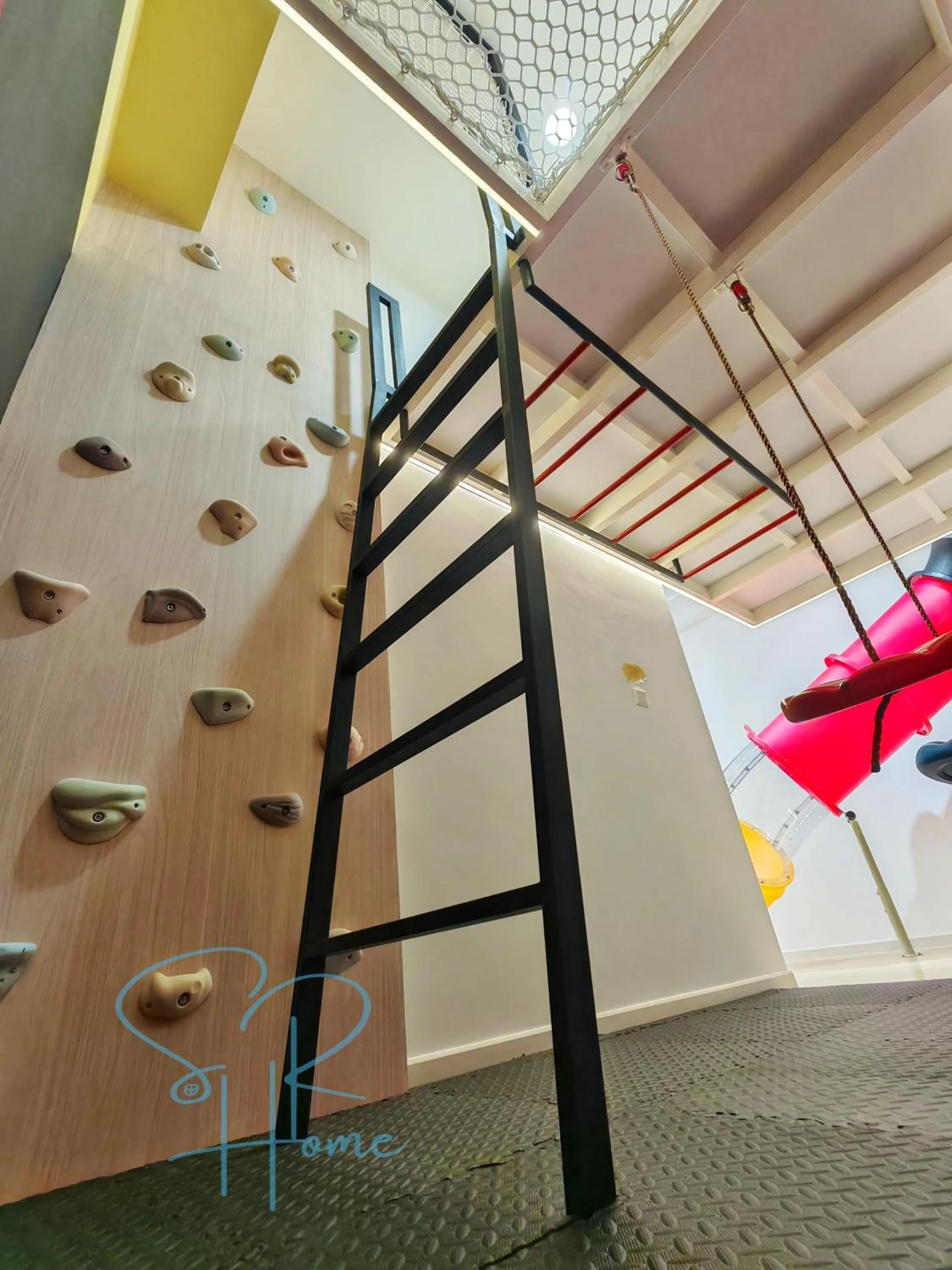 Bed in Sunway GRID by SR Home