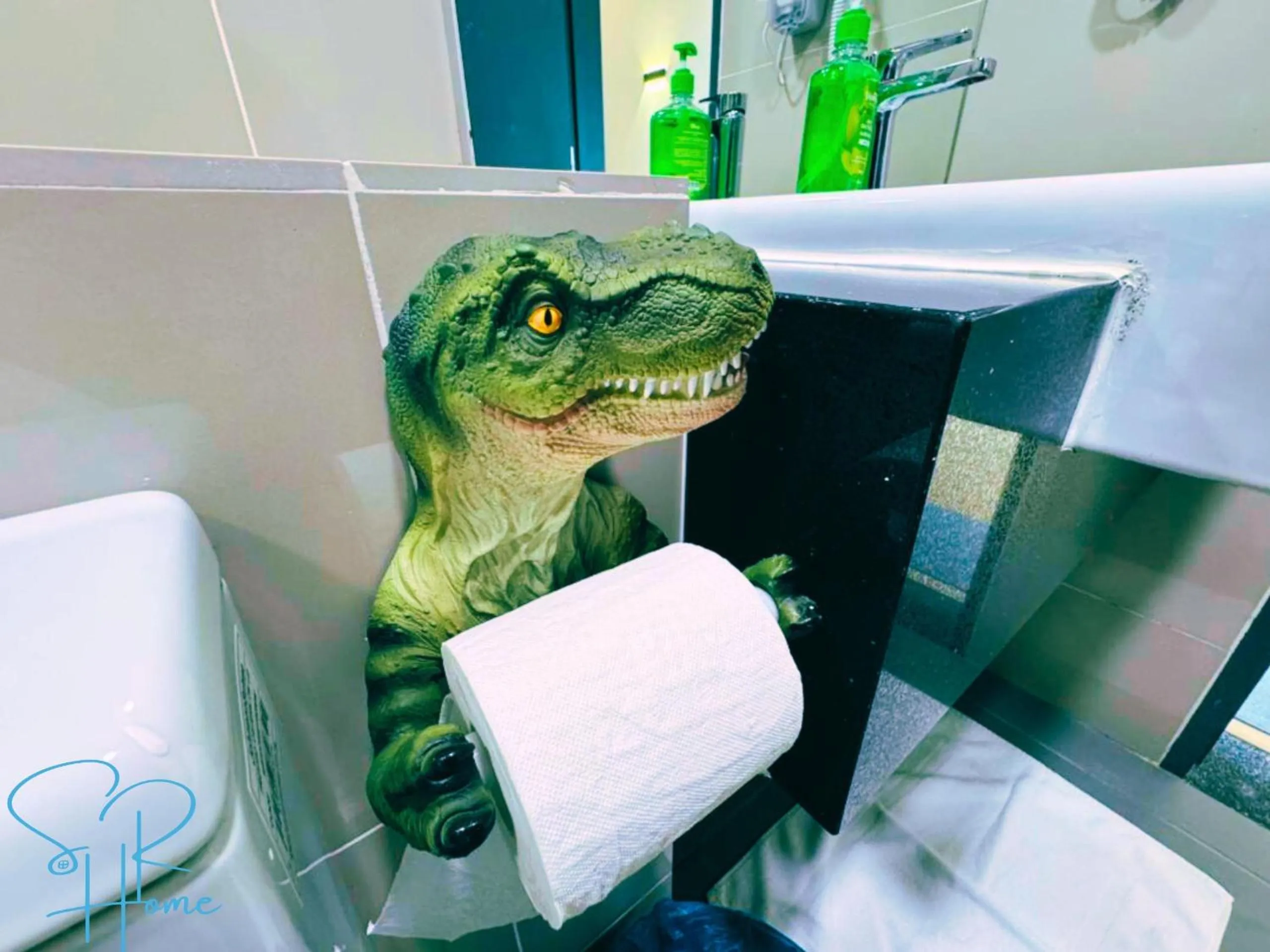 Toilet in Sunway GRID by SR Home